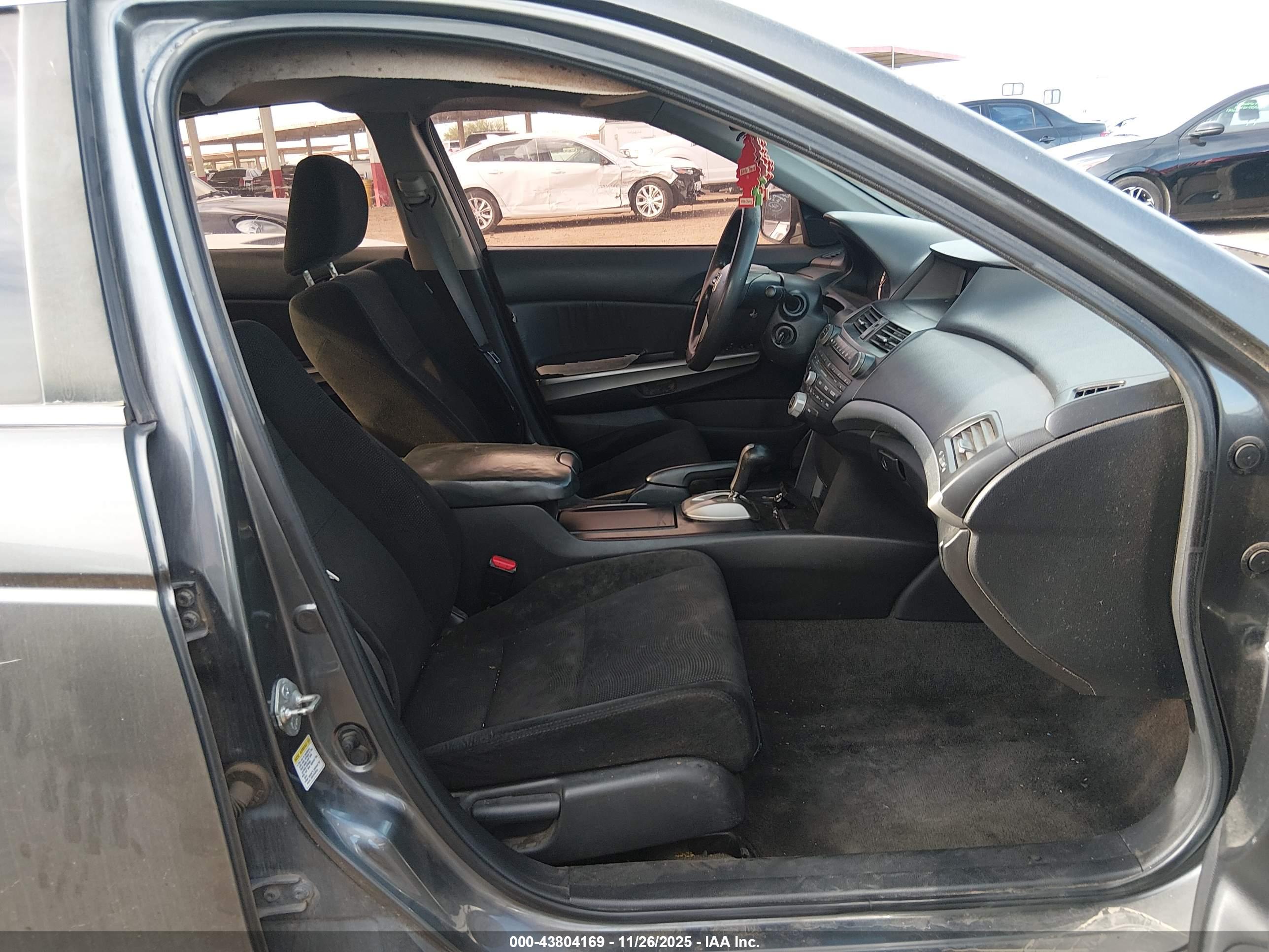 HONDA ACCORD image 5