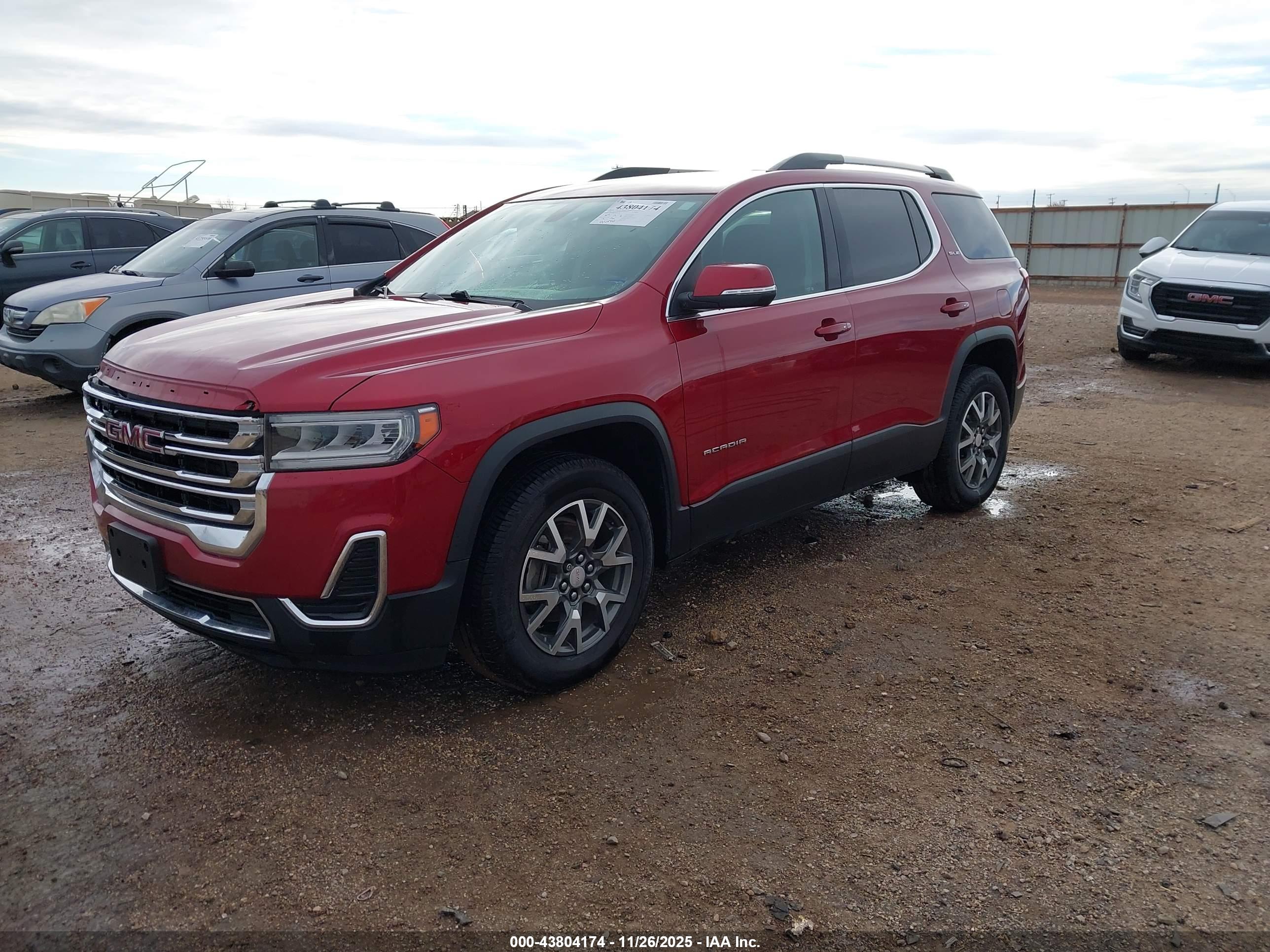 GMC ACADIA image 2
