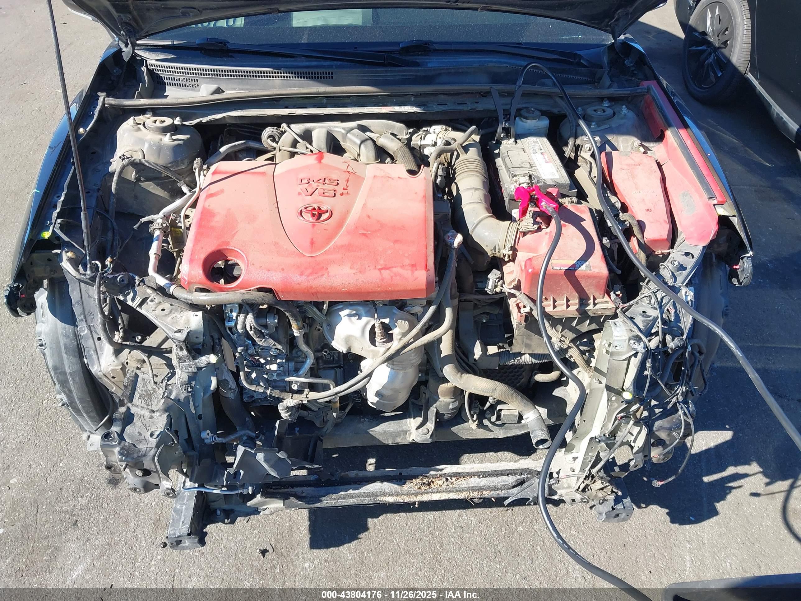 TOYOTA CAMRY image 10
