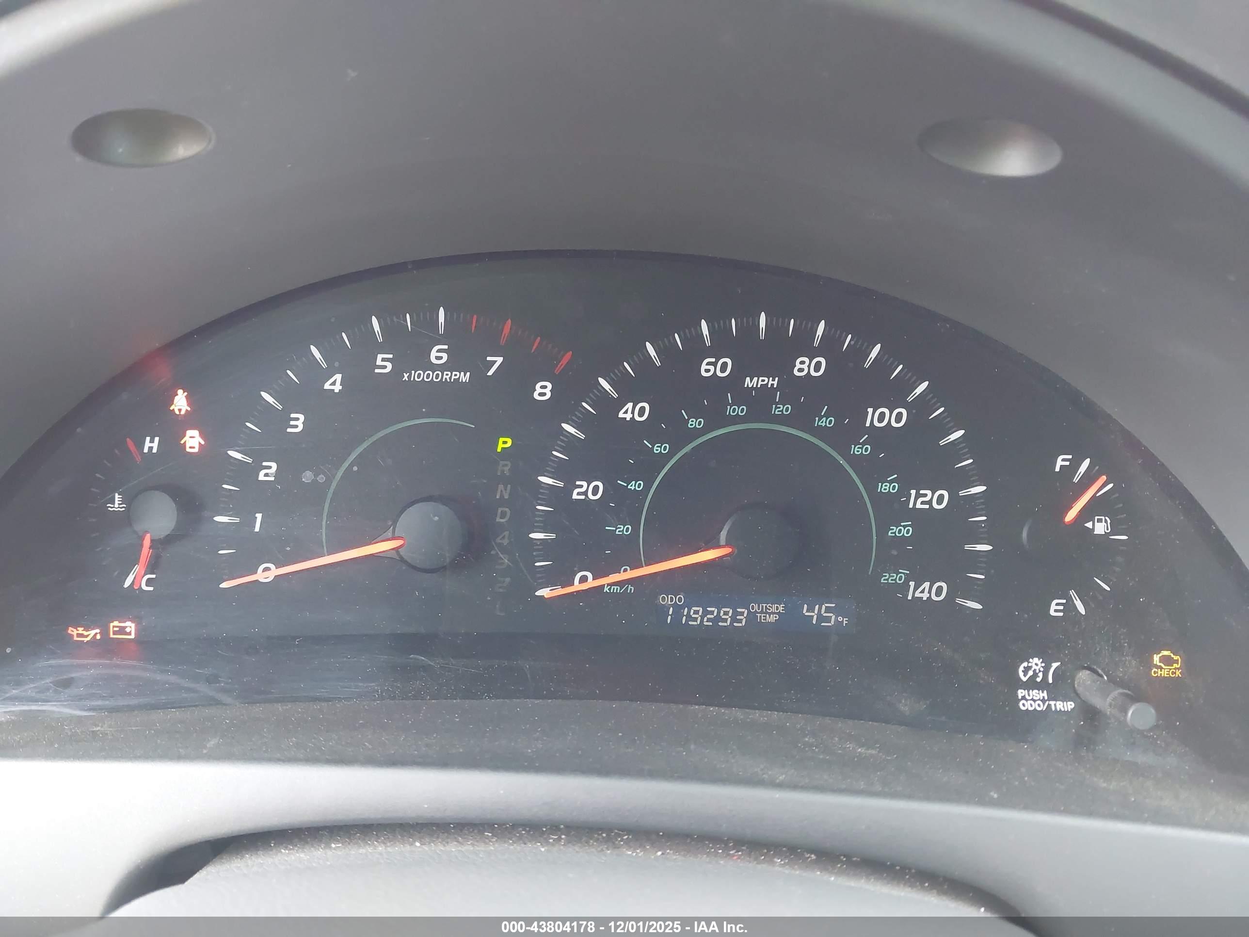 TOYOTA CAMRY image 7