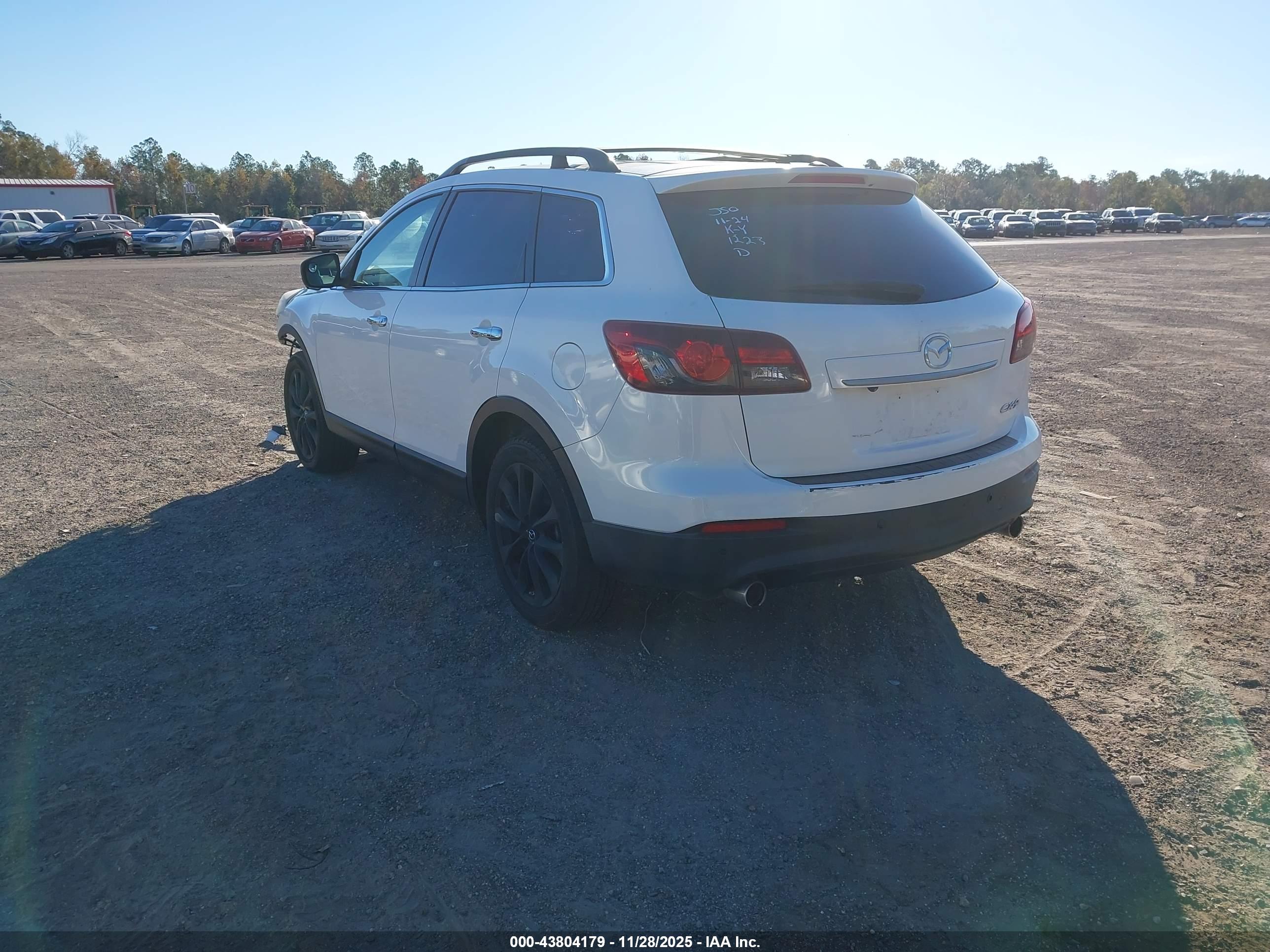 MAZDA CX-9 image 3
