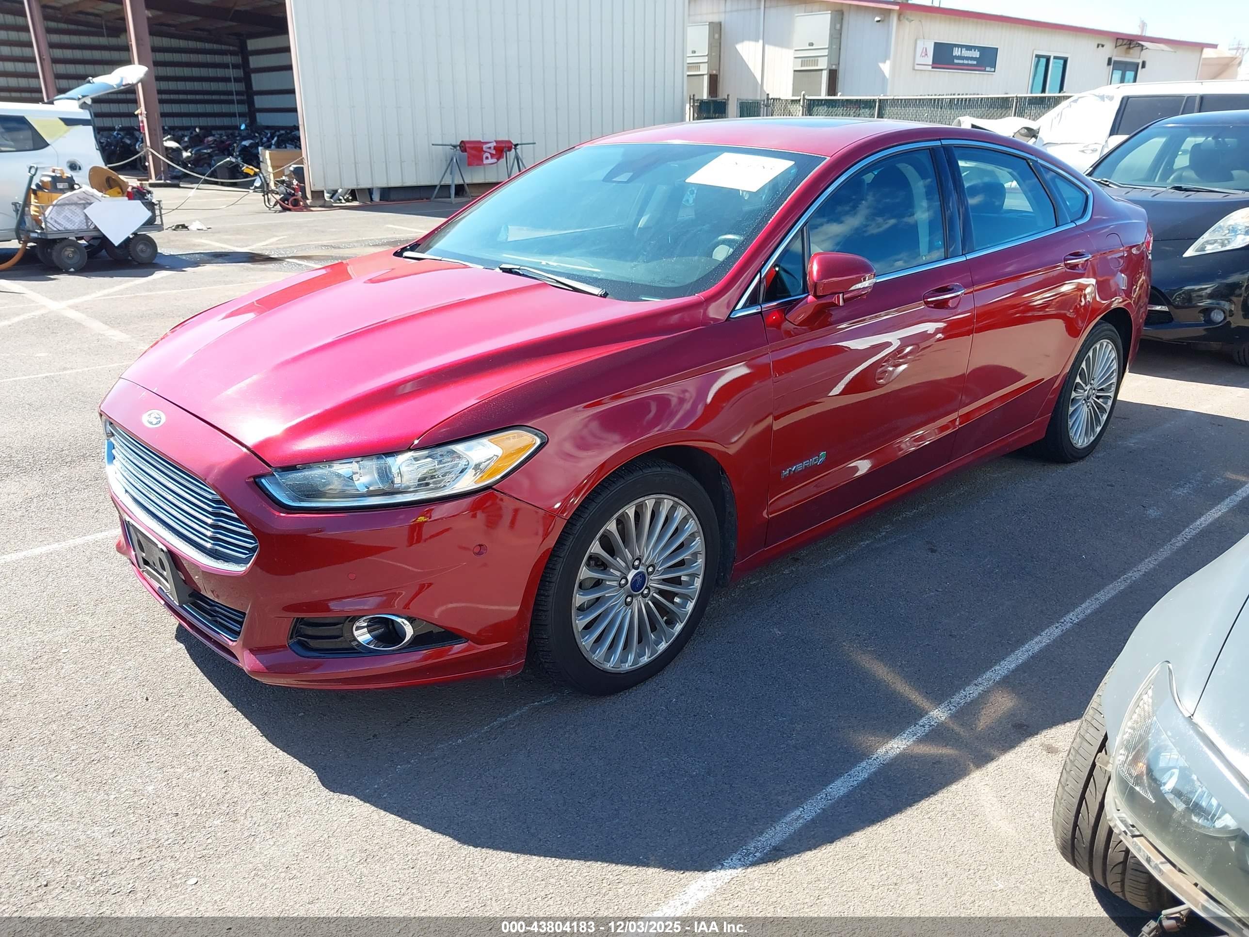 FORD FUSION image 2