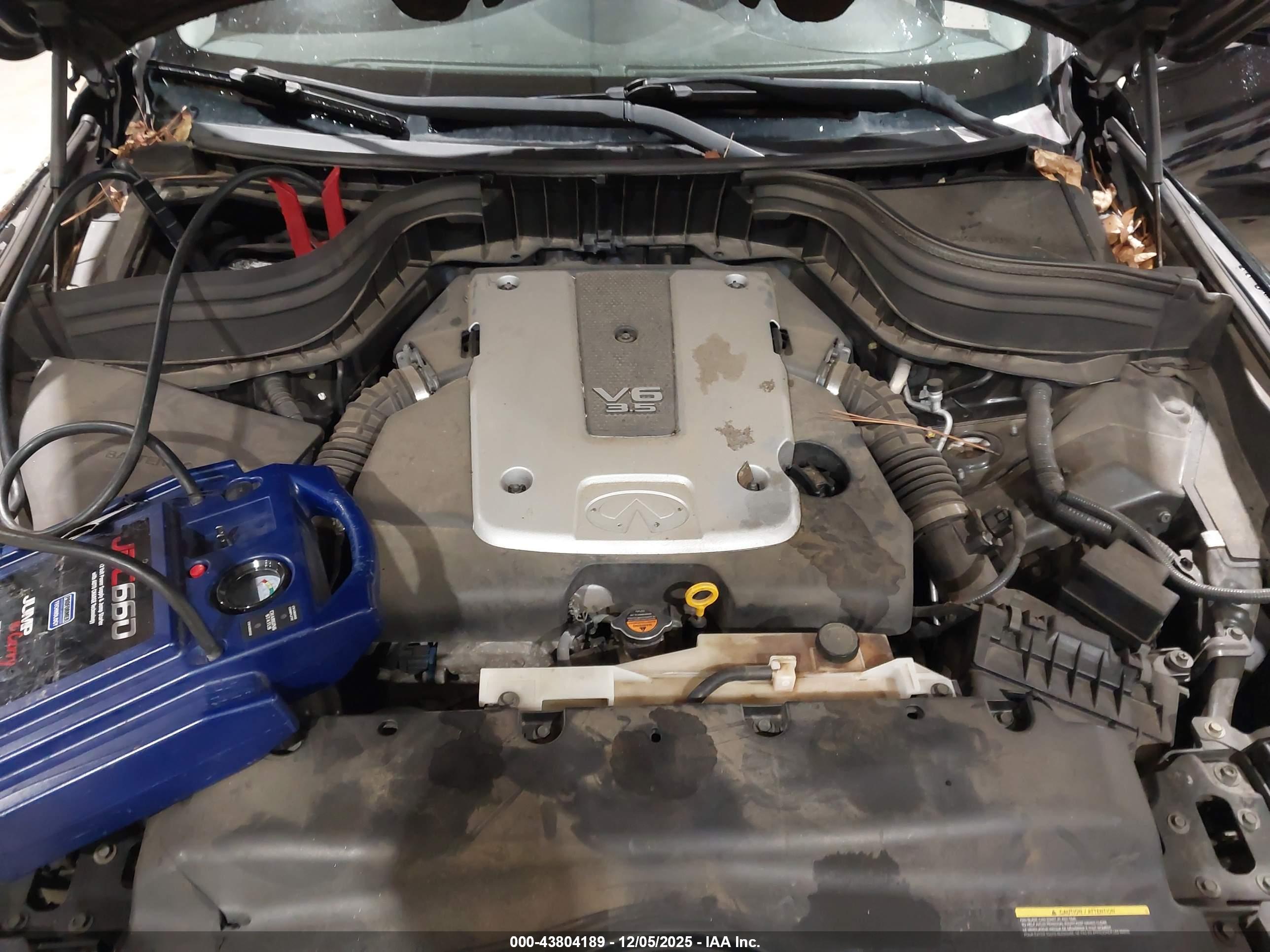 INFINITI EX35 image 10