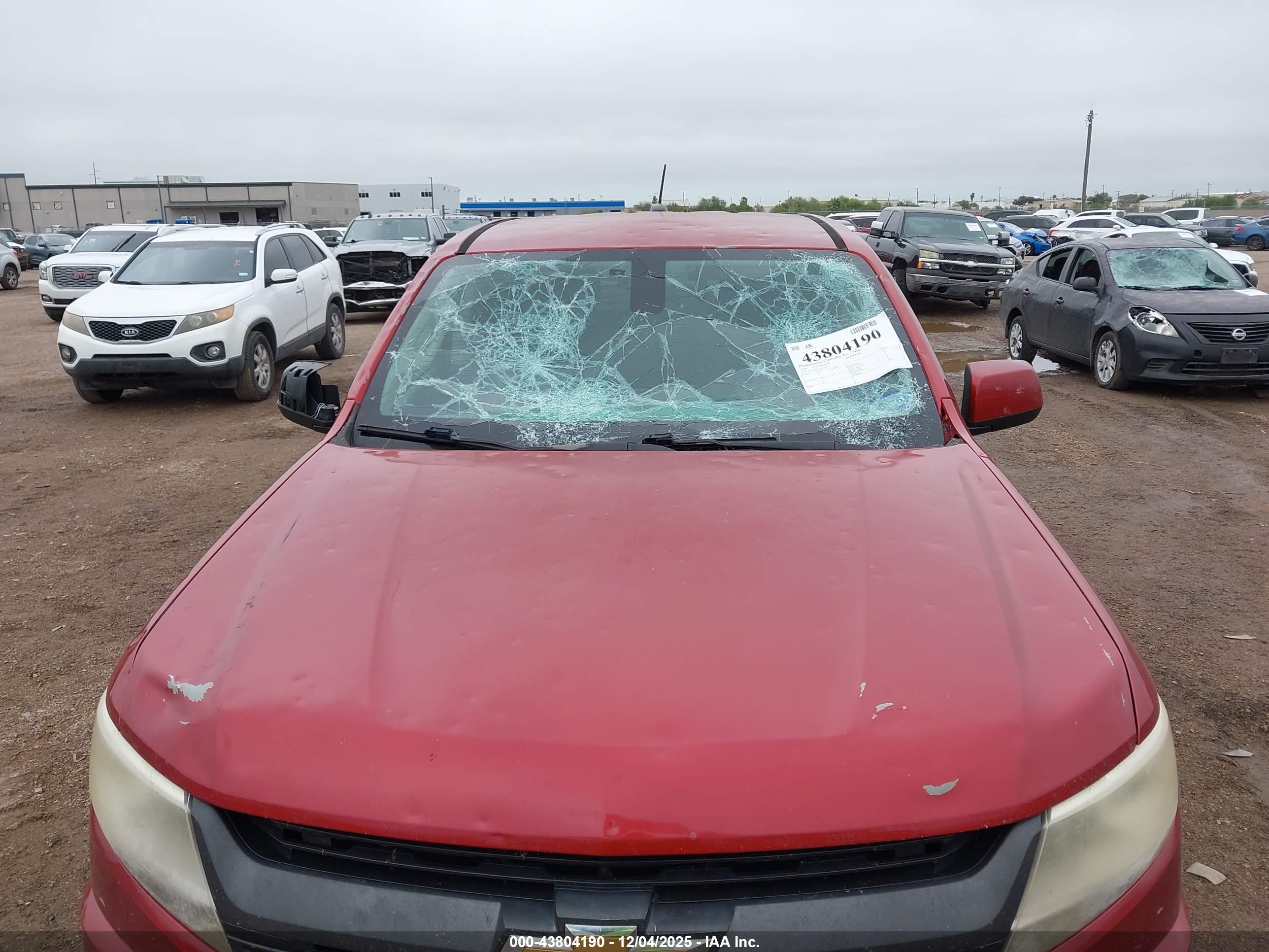 CHEVROLET COLORADO image 6