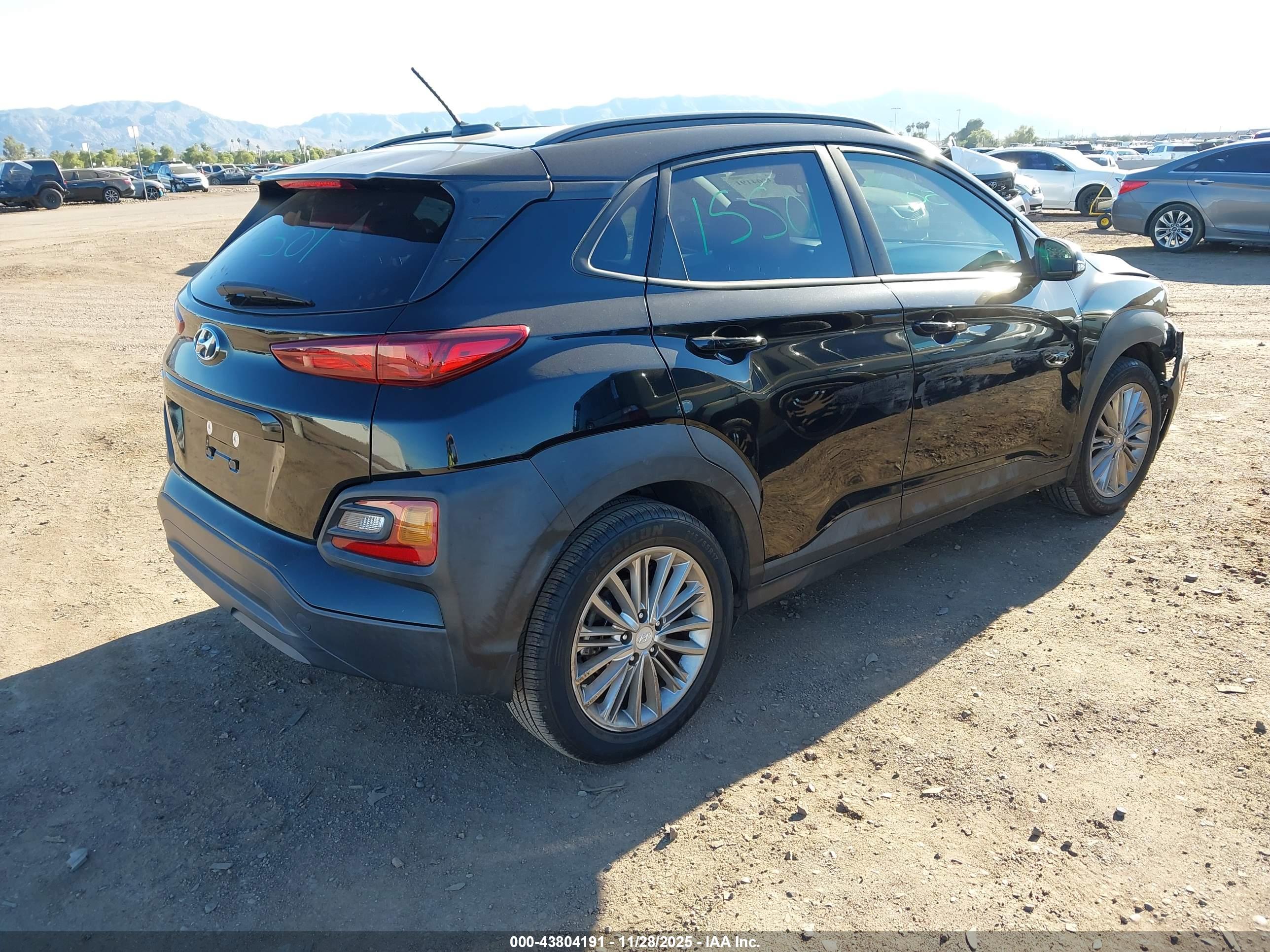 HYUNDAI KONA image 4