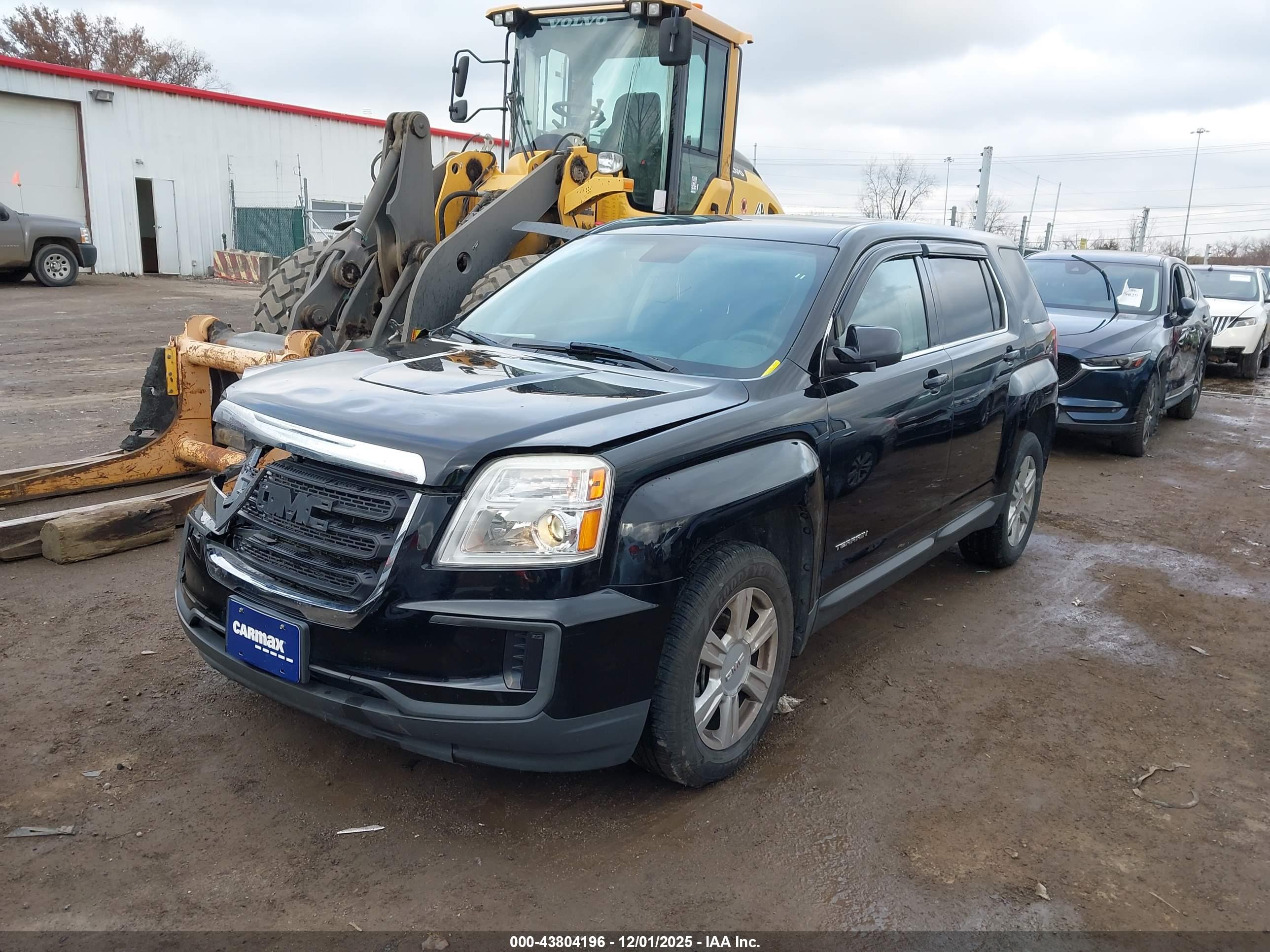 GMC TERRAIN image 2