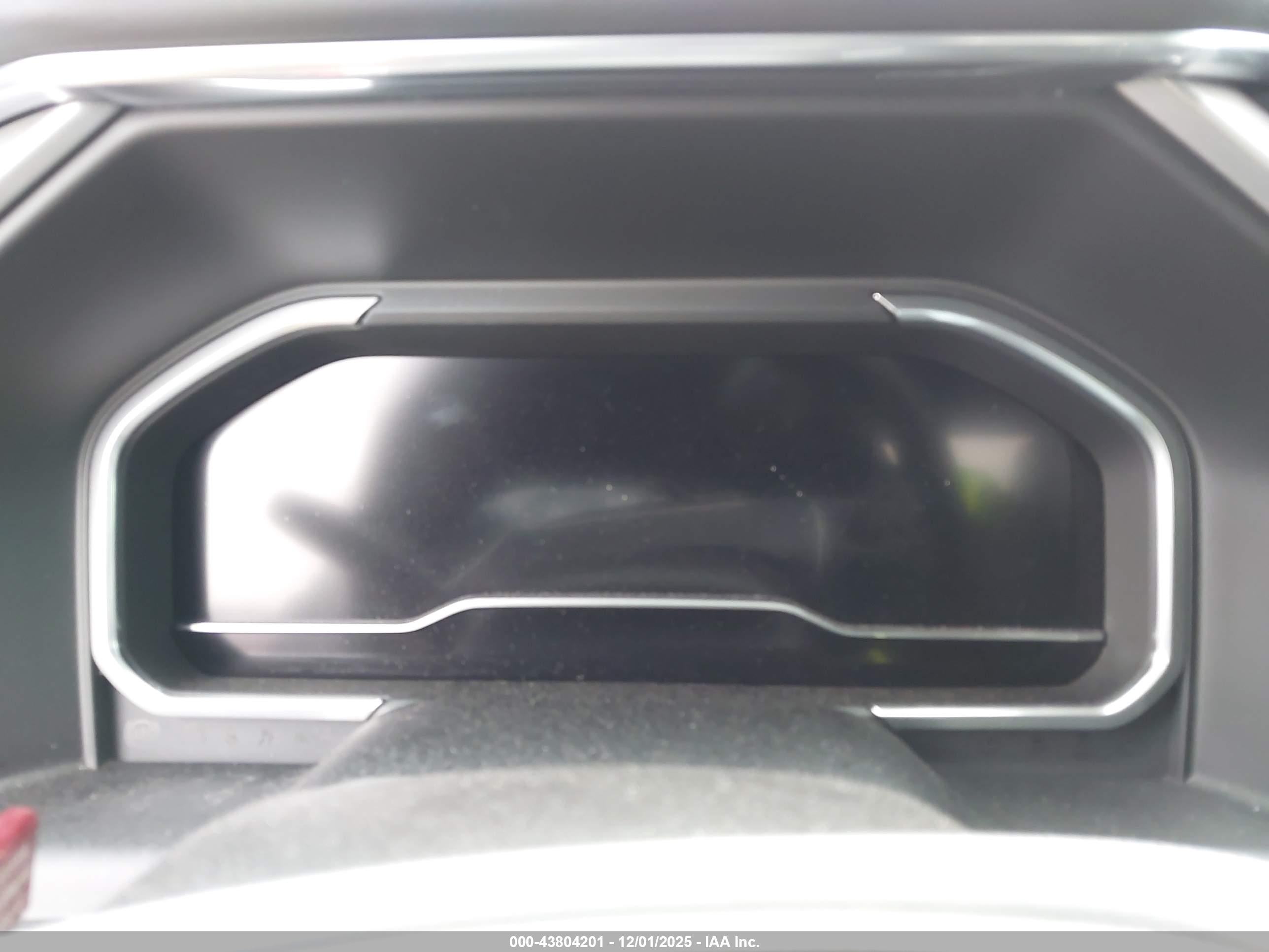 GMC SIERRA image 7