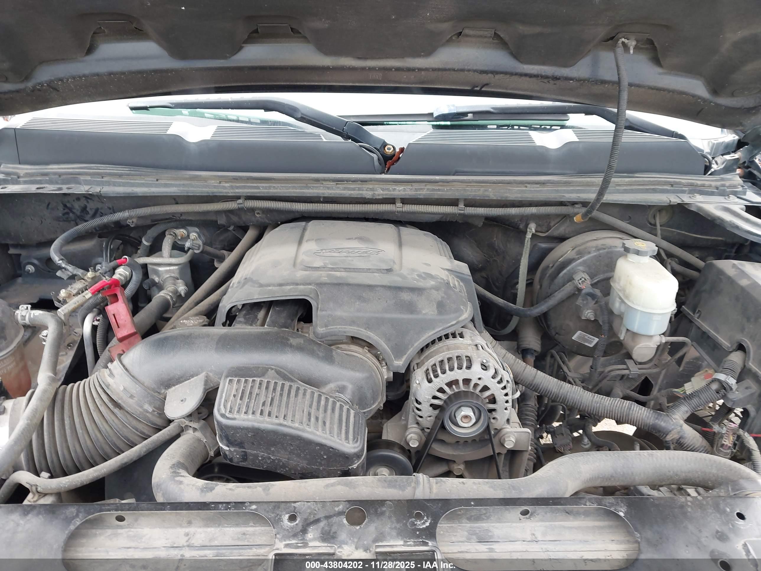 CHEVROLET SILVERADO image 10