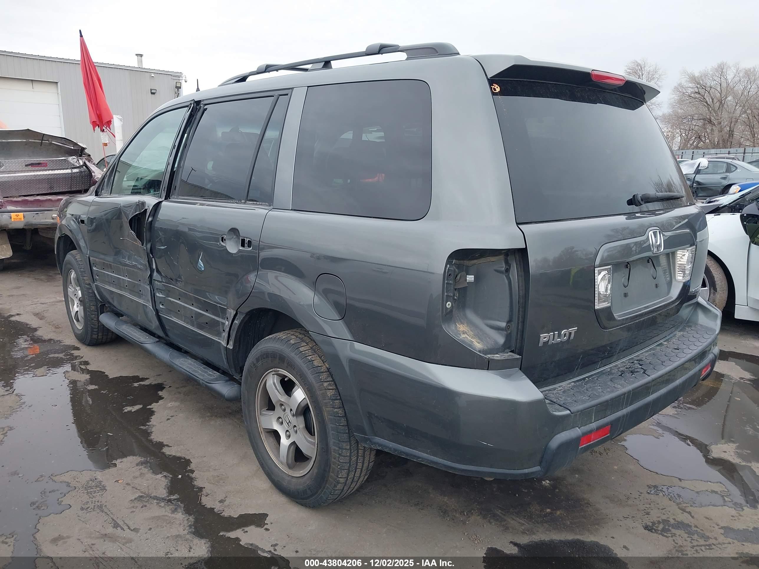 HONDA PILOT image 3