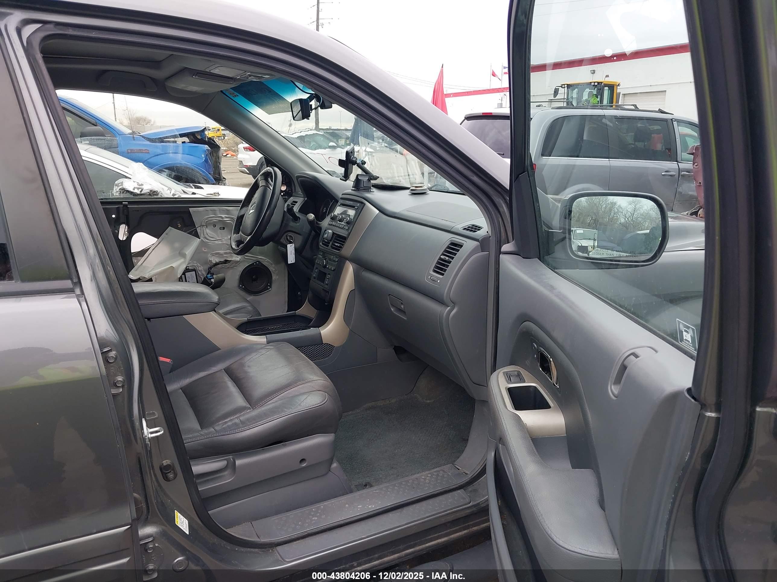 HONDA PILOT image 5