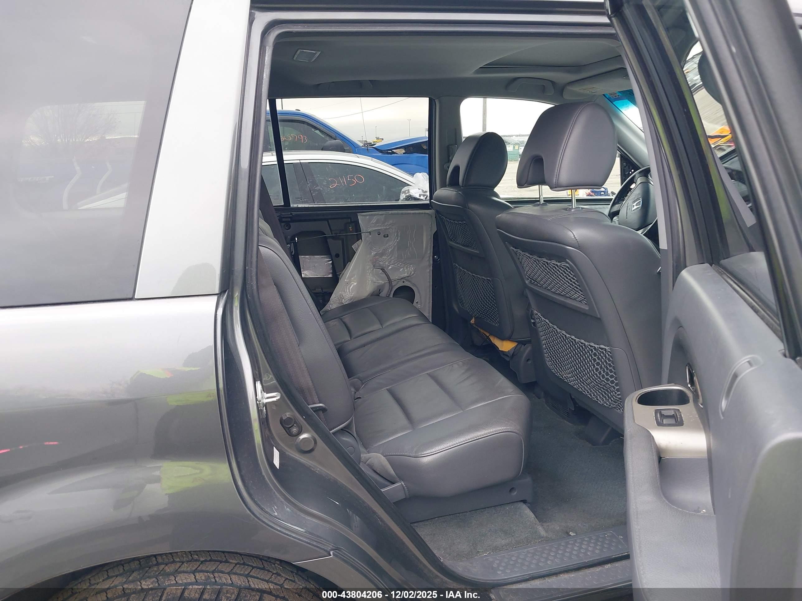 HONDA PILOT image 8