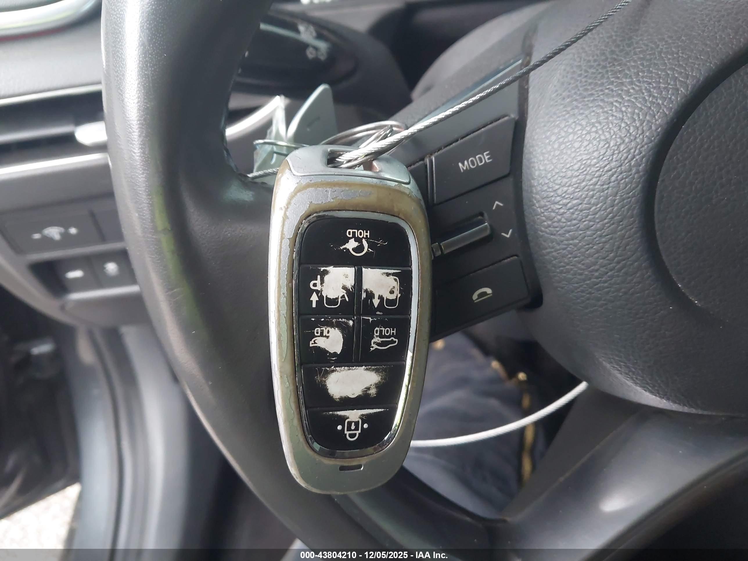 HYUNDAI SONATA image 11