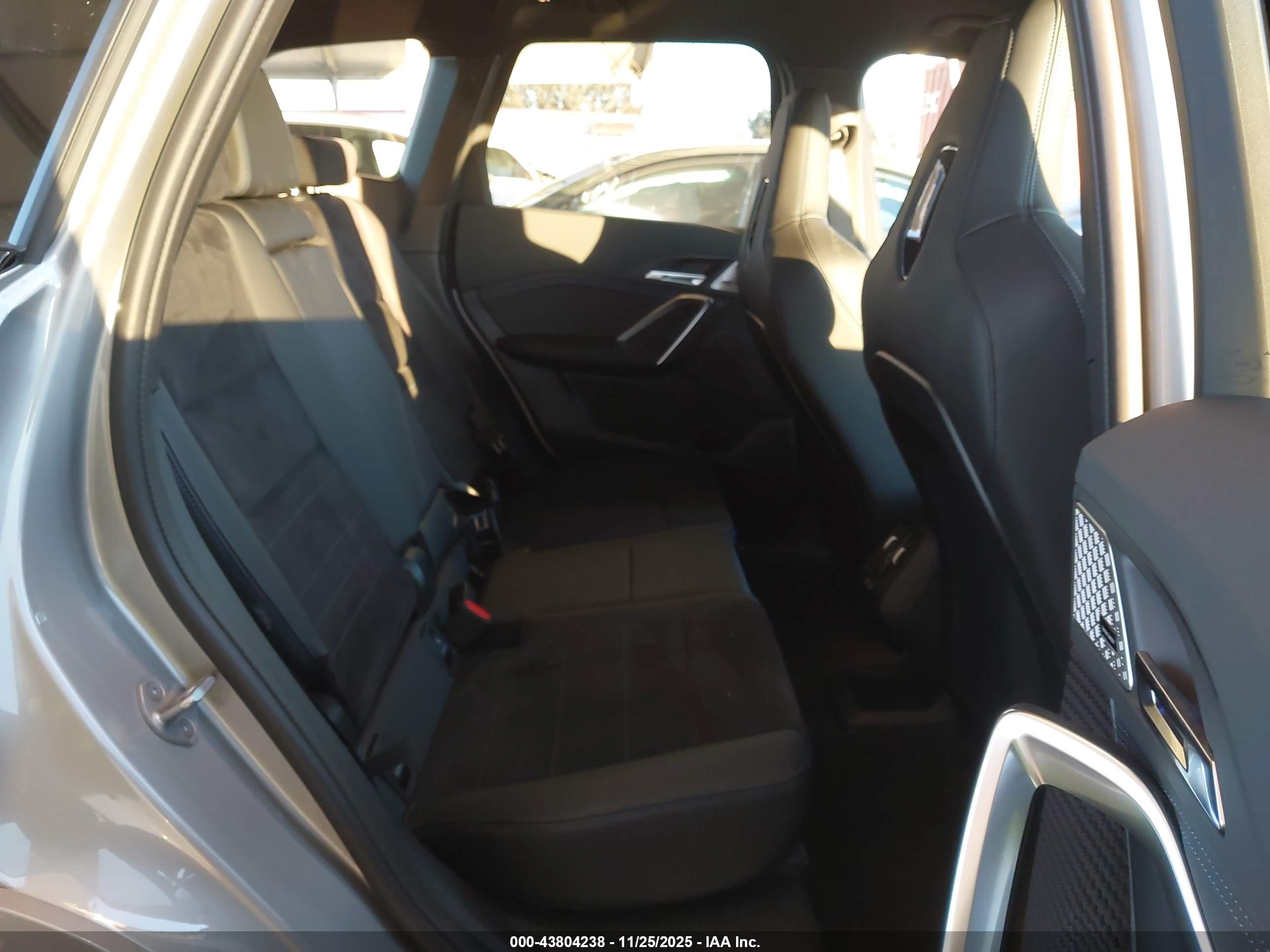 BMW X1 image 8