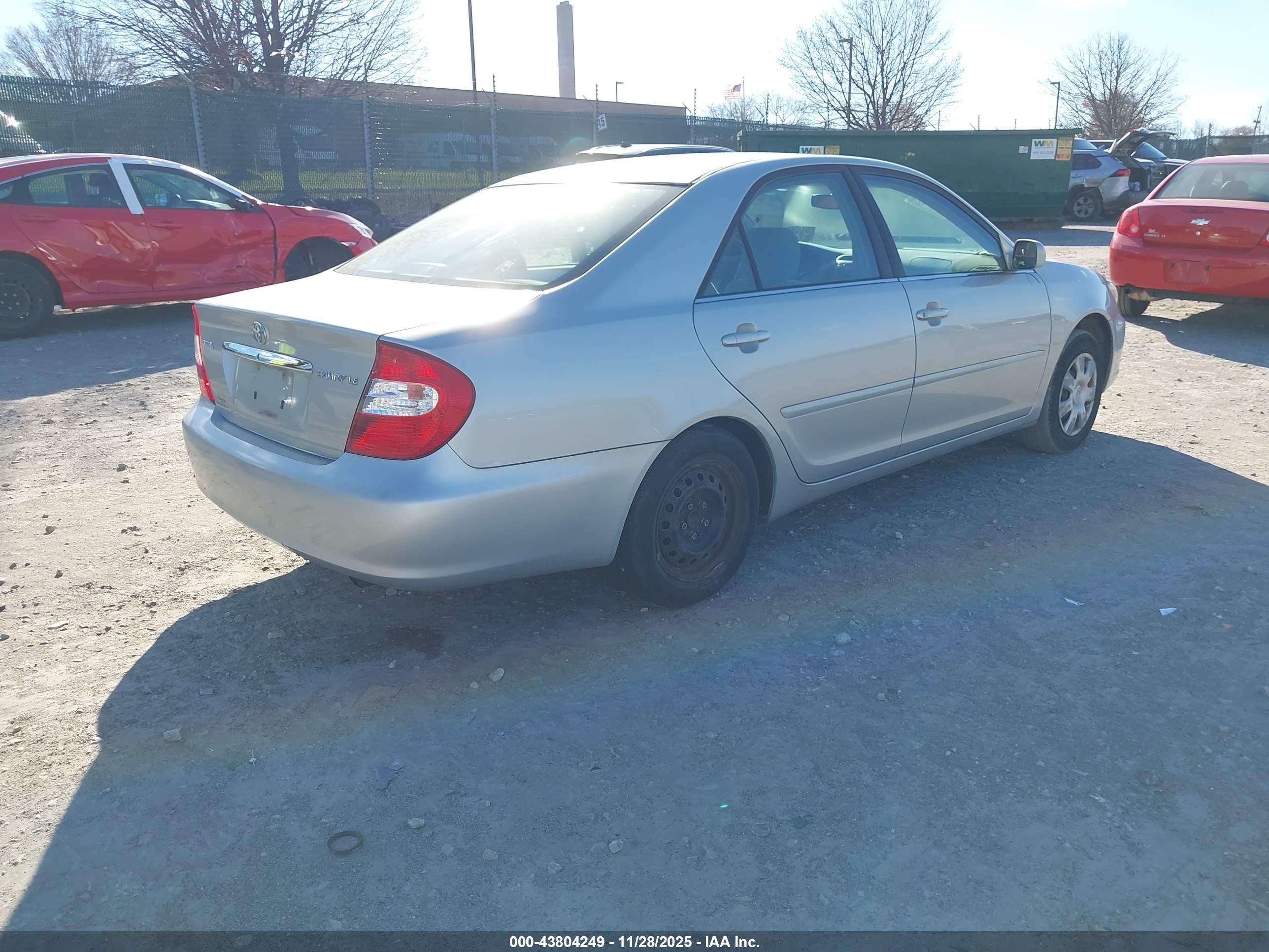 TOYOTA CAMRY image 4