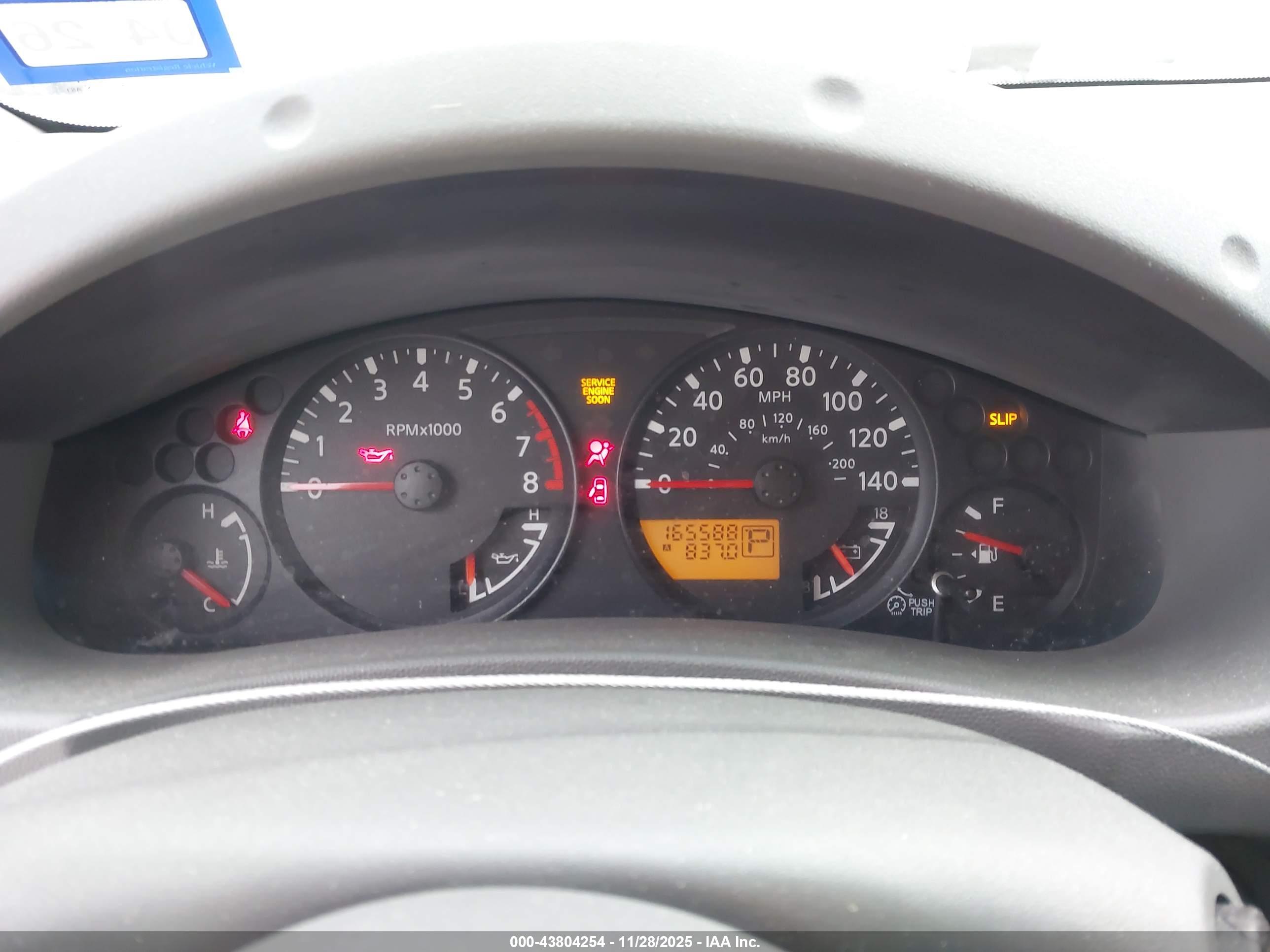 NISSAN FRONTIER image 7