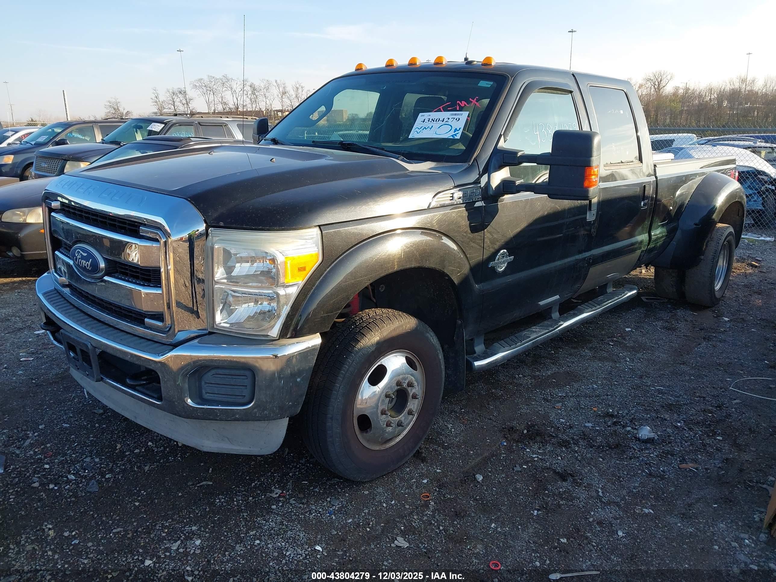 FORD F-350 image 2