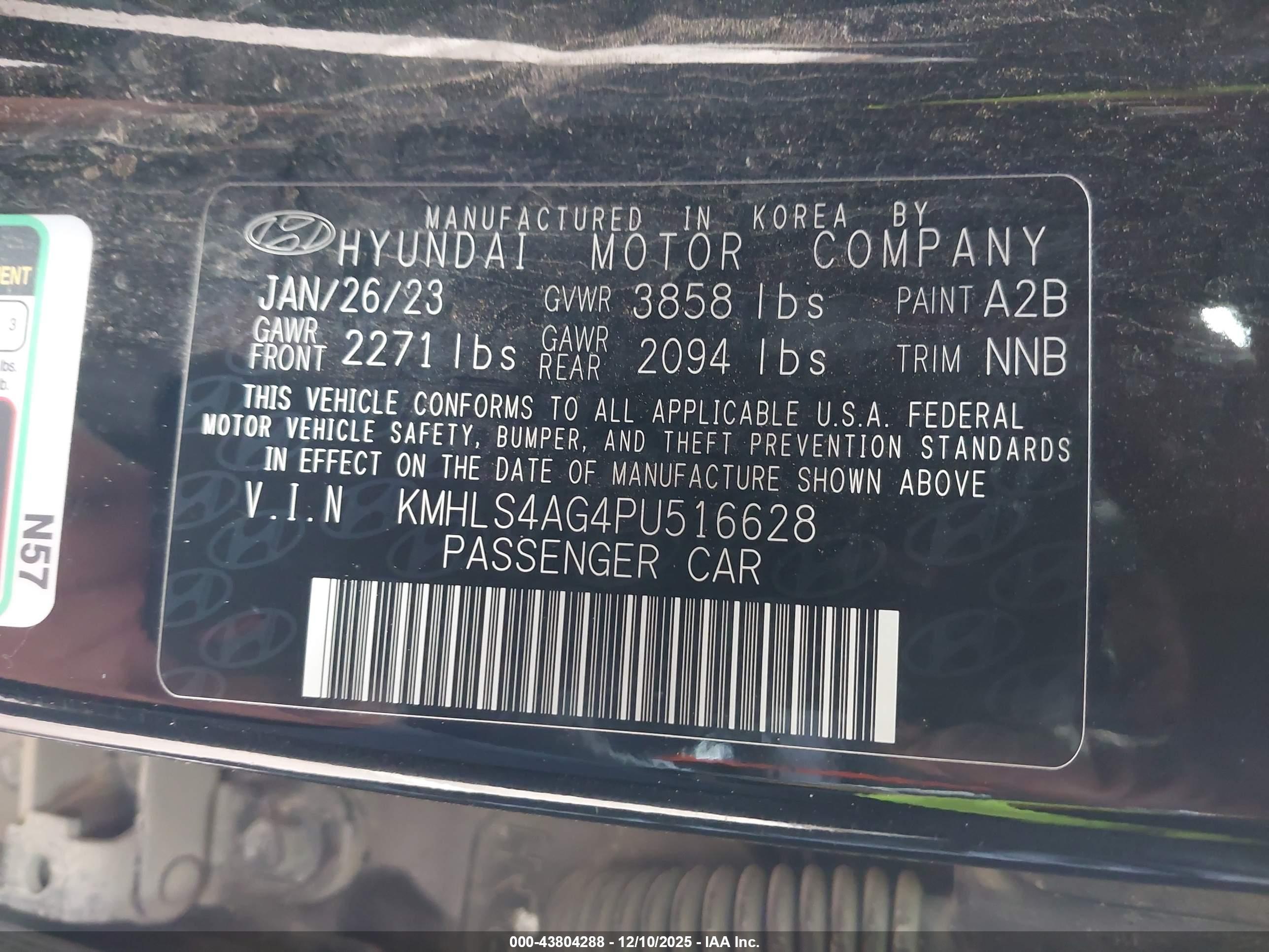 HYUNDAI ELANTRA image 9