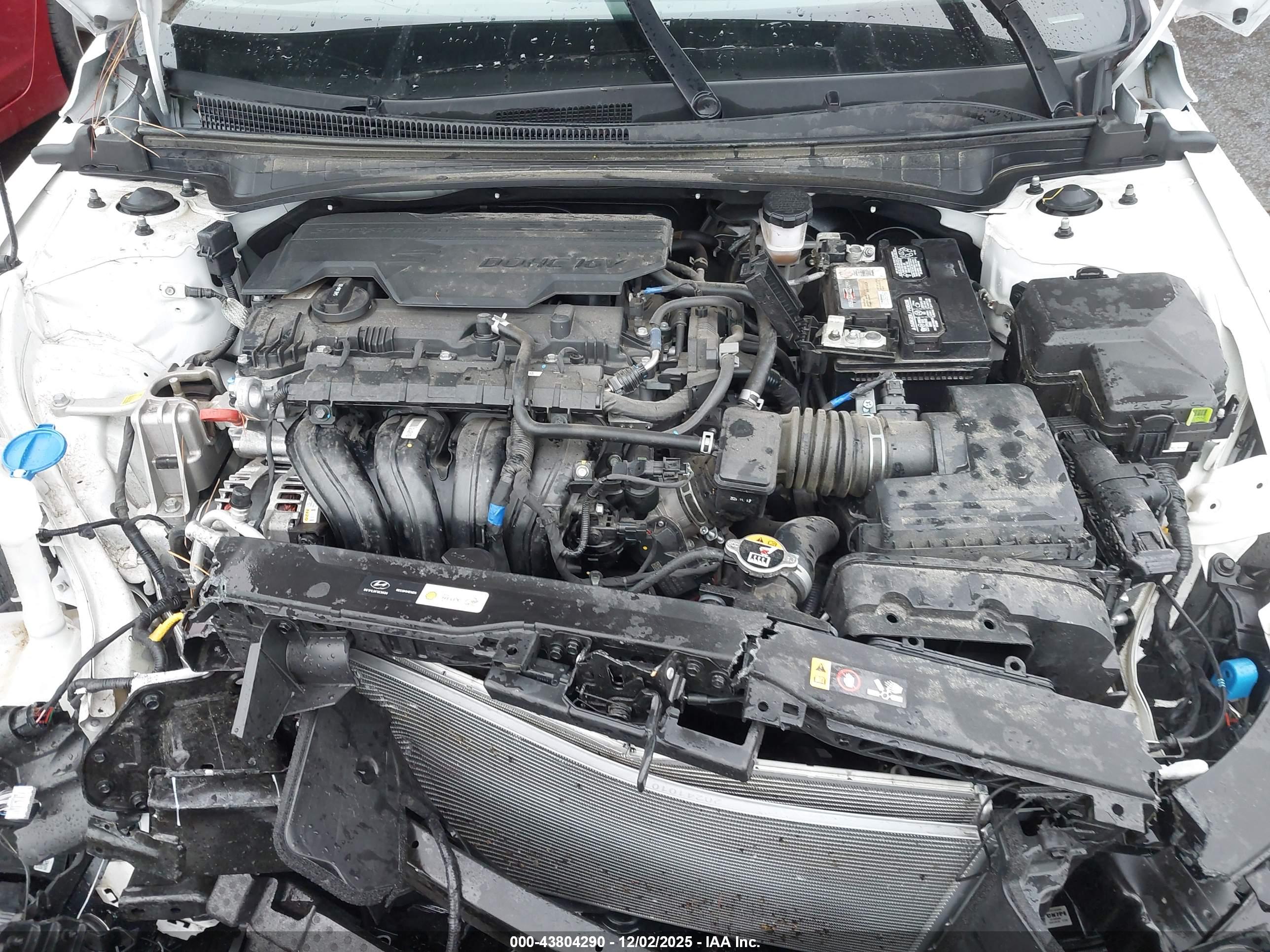 HYUNDAI ELANTRA image 10