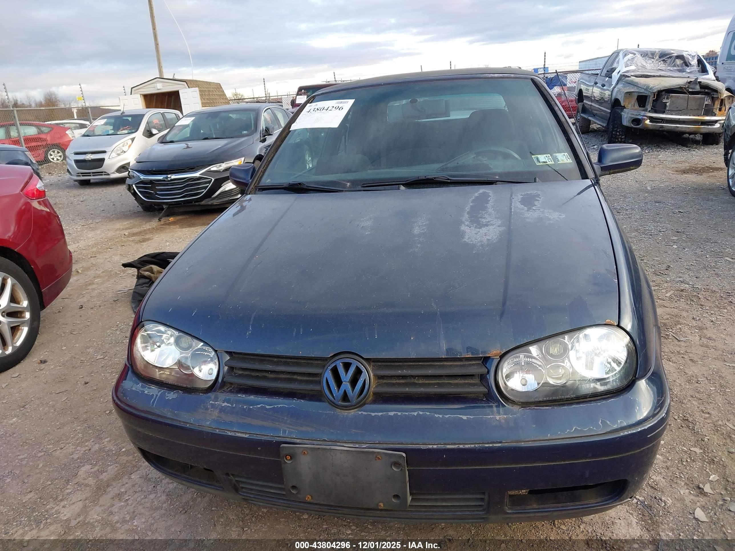 VOLKSWAGEN CABRIO image 6