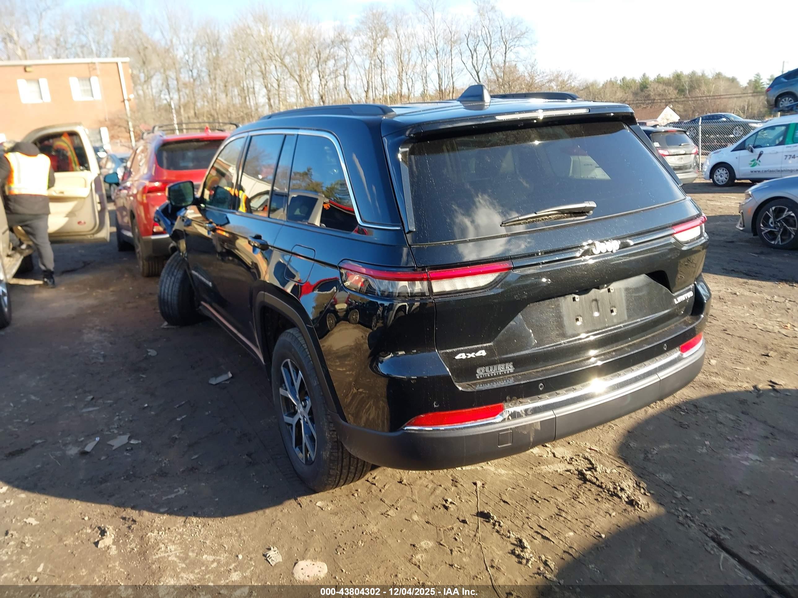 JEEP GRAND image 3