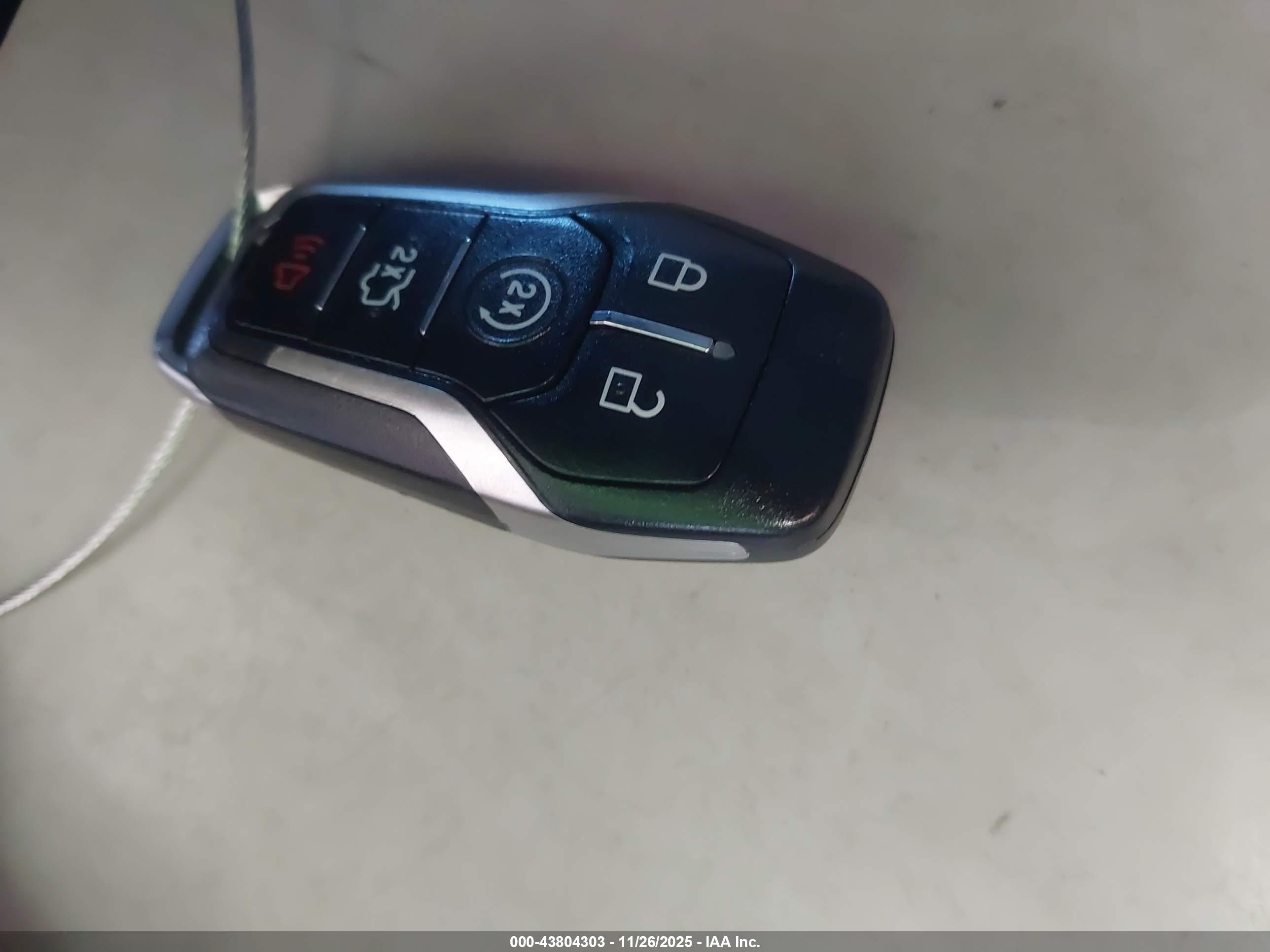 FORD EXPLORER image 11