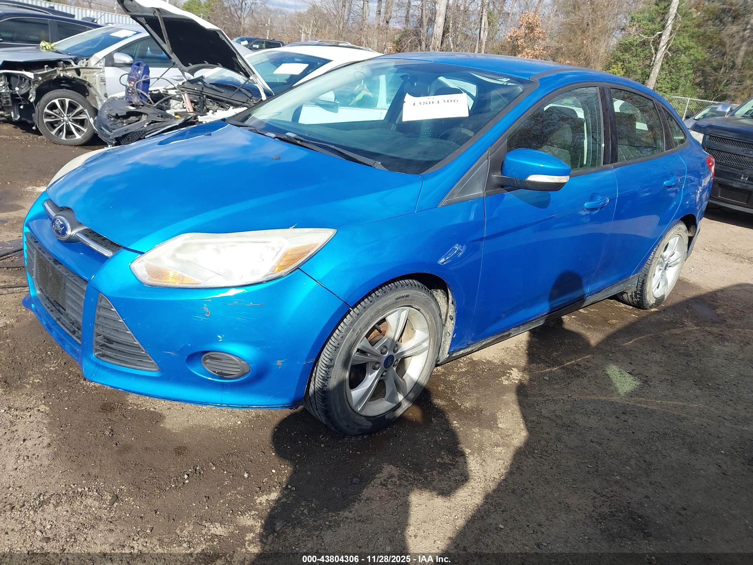 FORD FOCUS image 2
