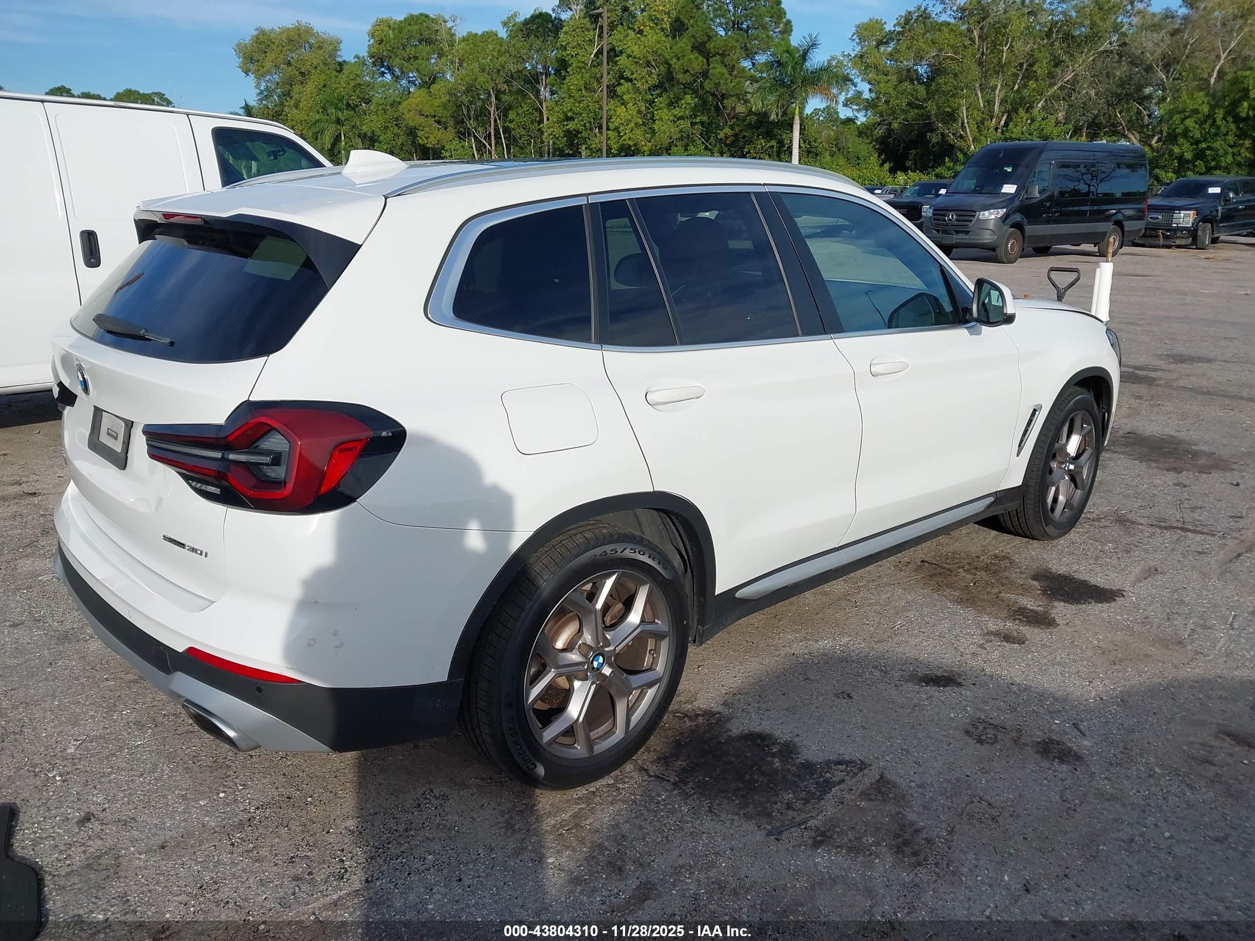 BMW X3 image 4