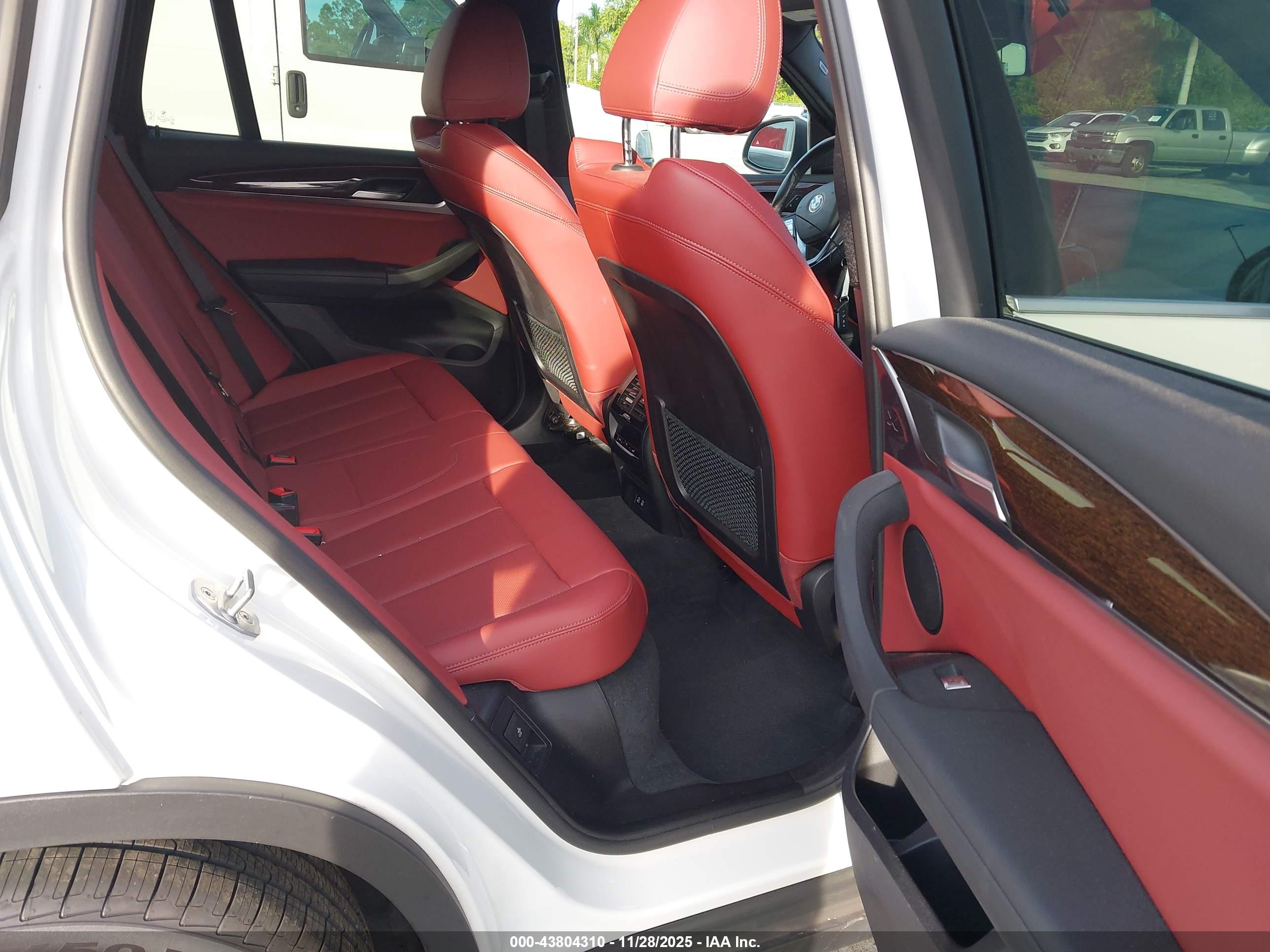 BMW X3 image 8