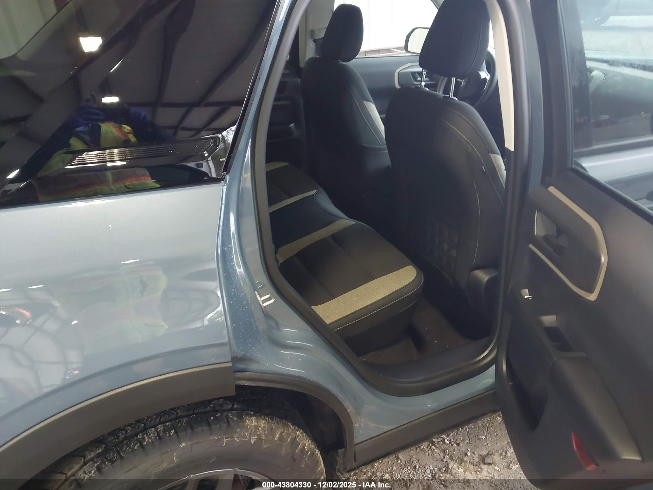 FORD BRONCO image 8