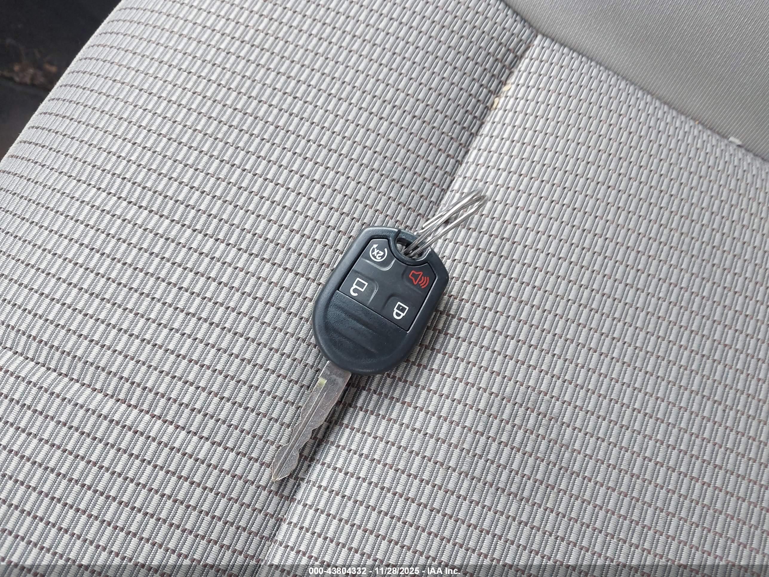 FORD EDGE image 11