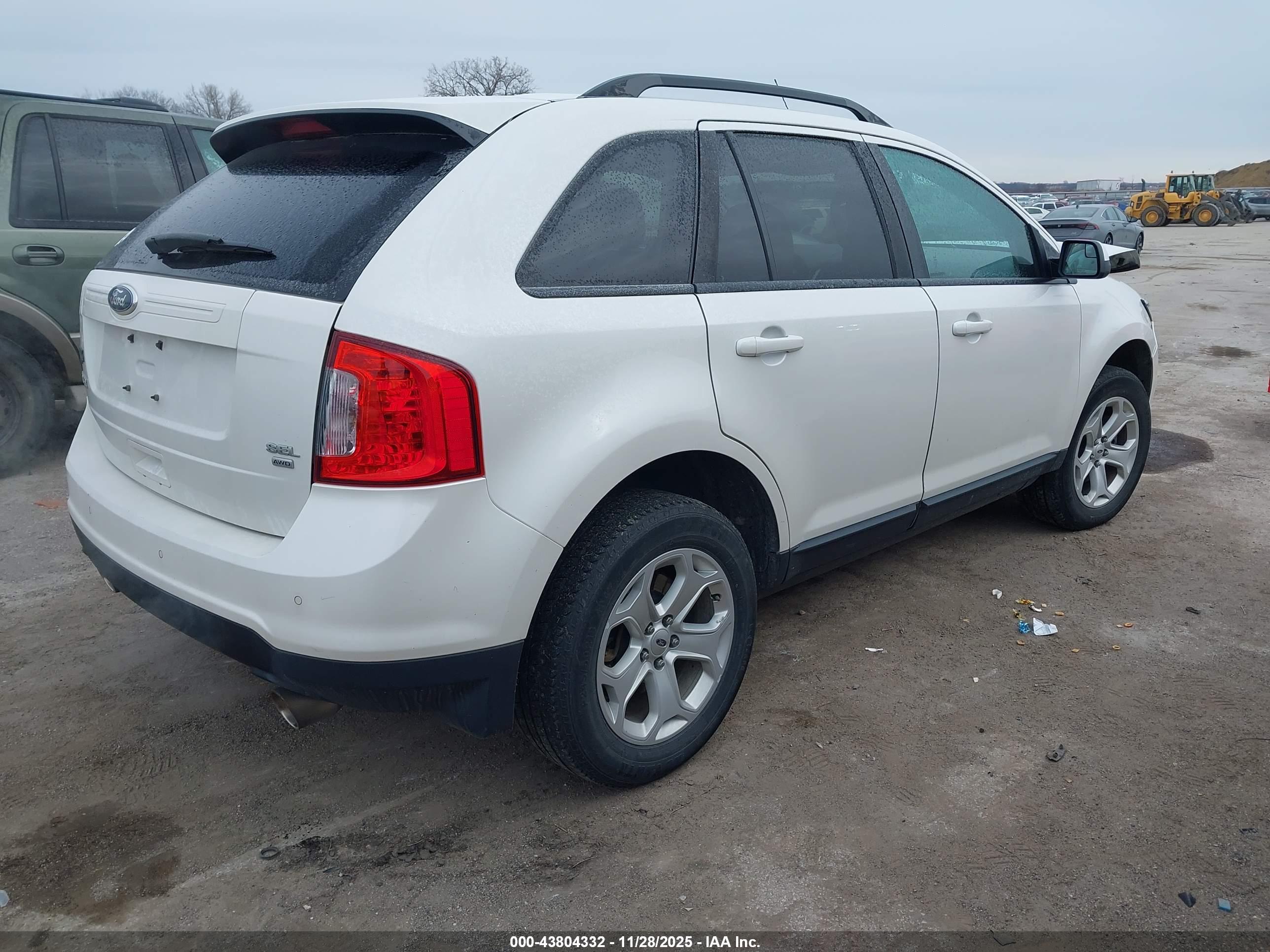 FORD EDGE image 4