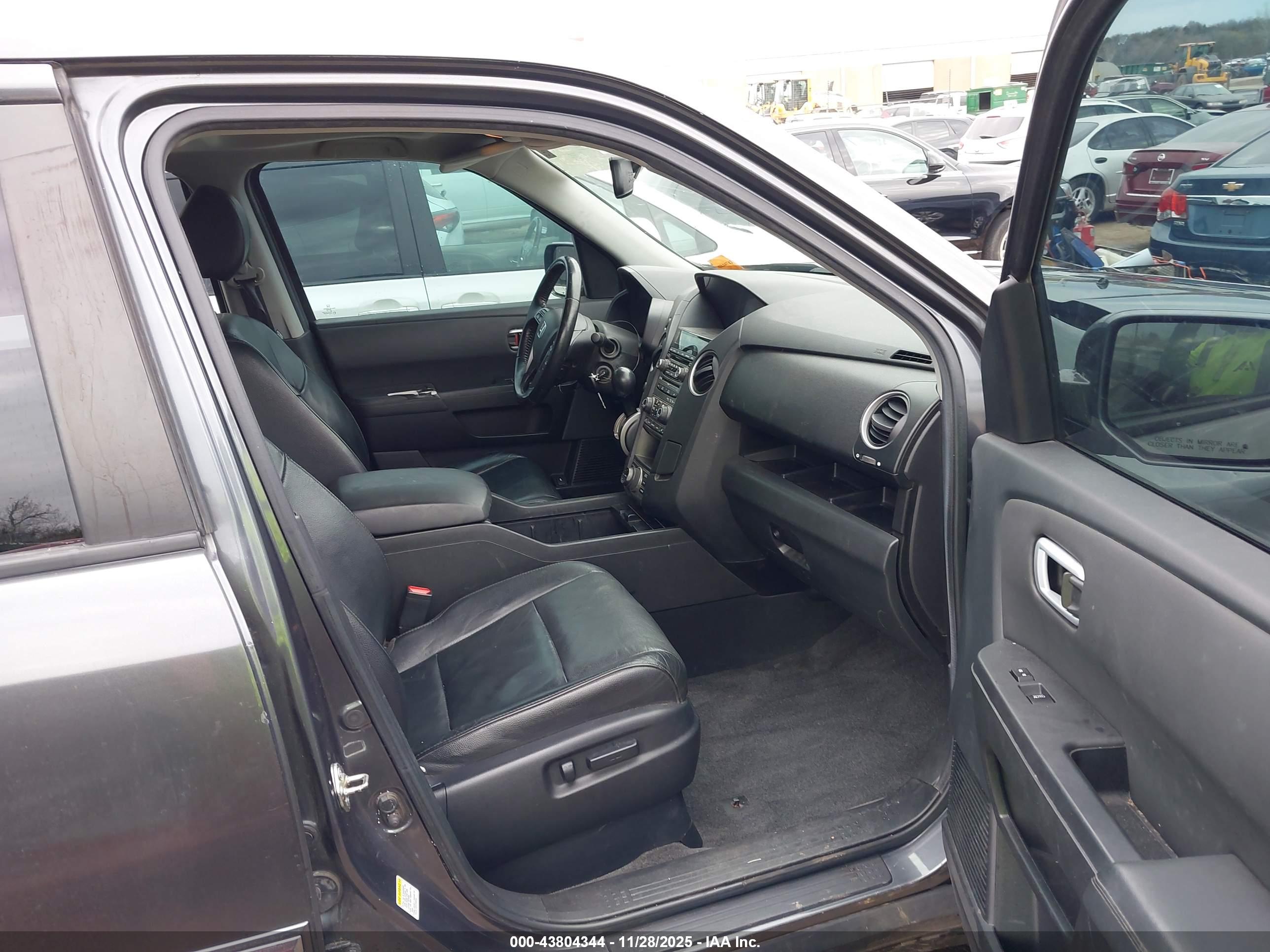 HONDA PILOT image 5