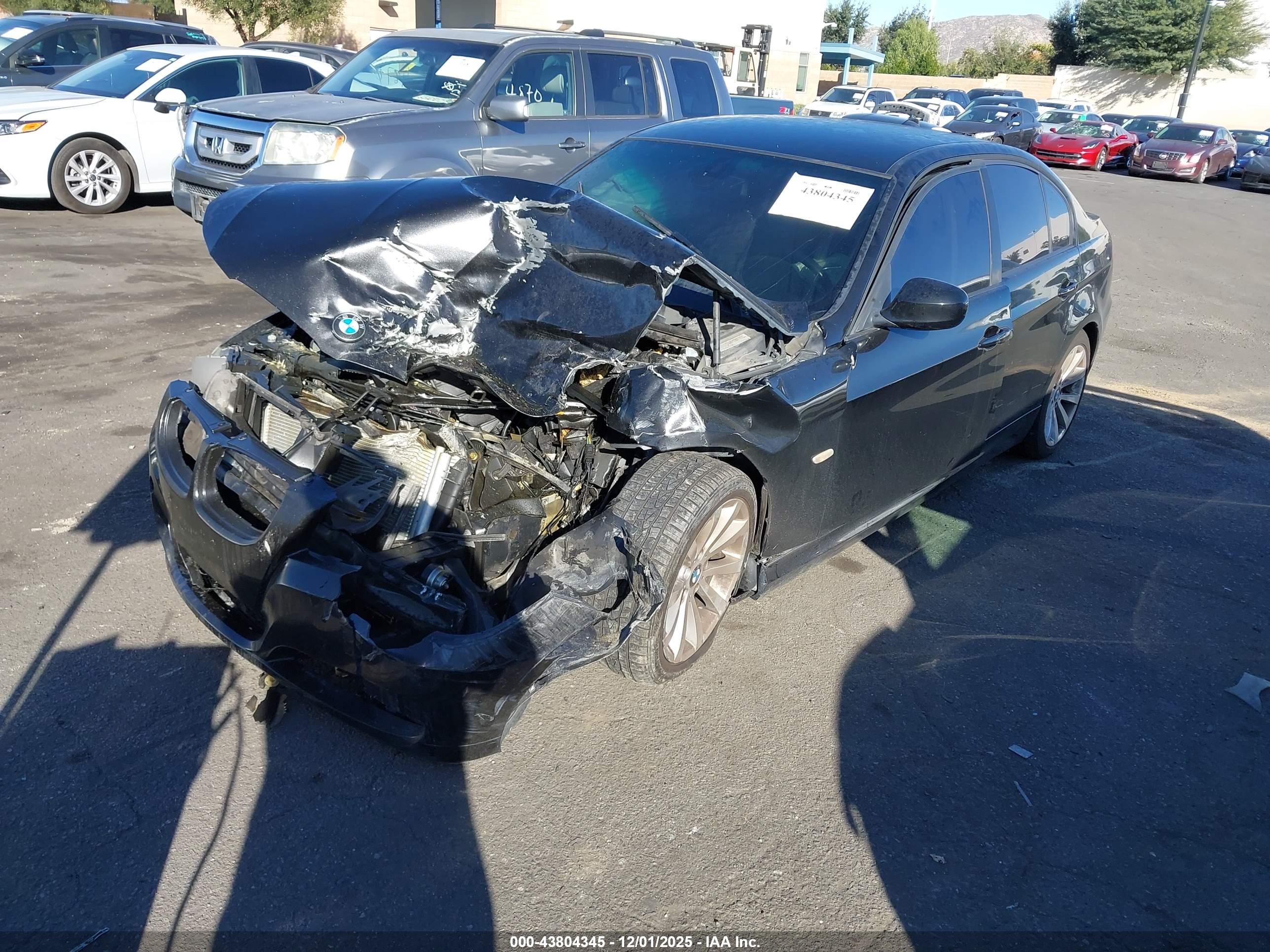 BMW 328I image 2