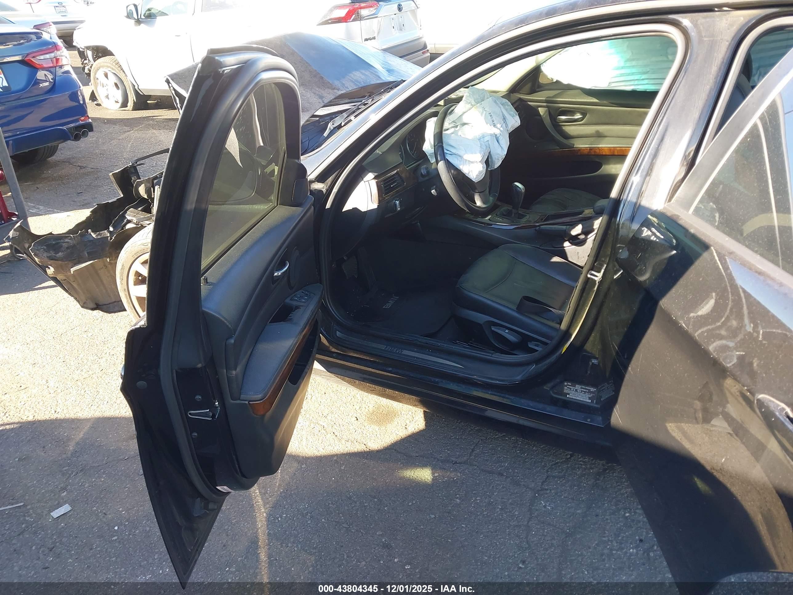 BMW 328I image 5