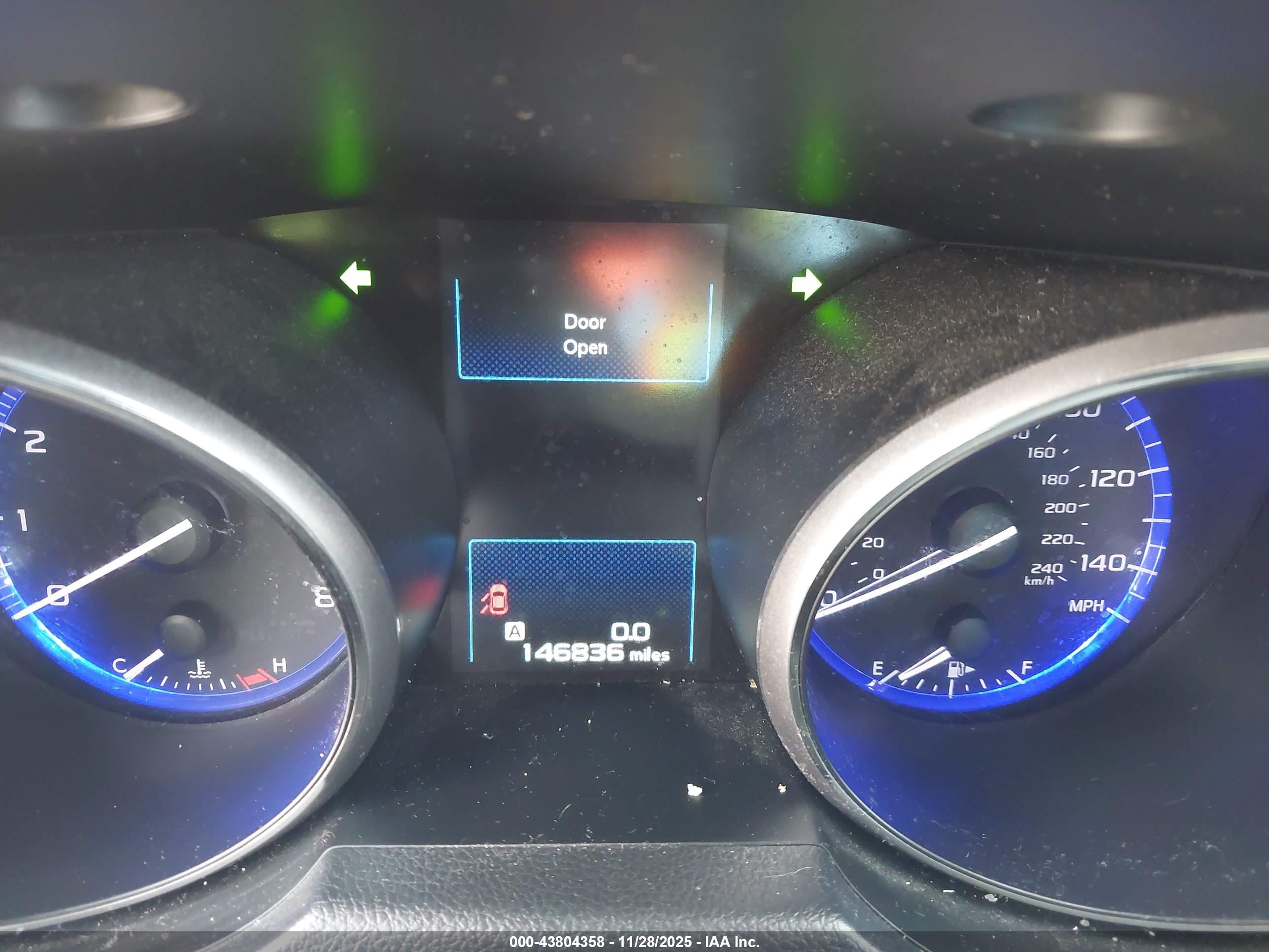 SUBARU OUTBACK image 7