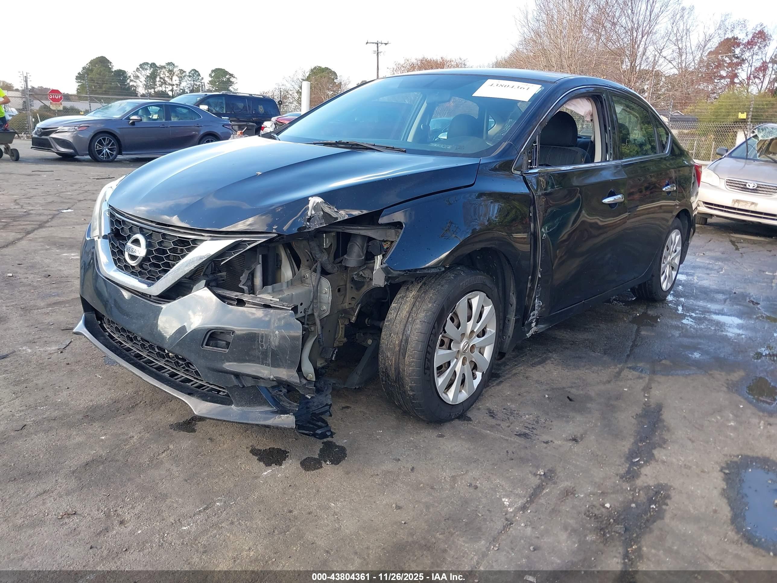 NISSAN SENTRA image 2