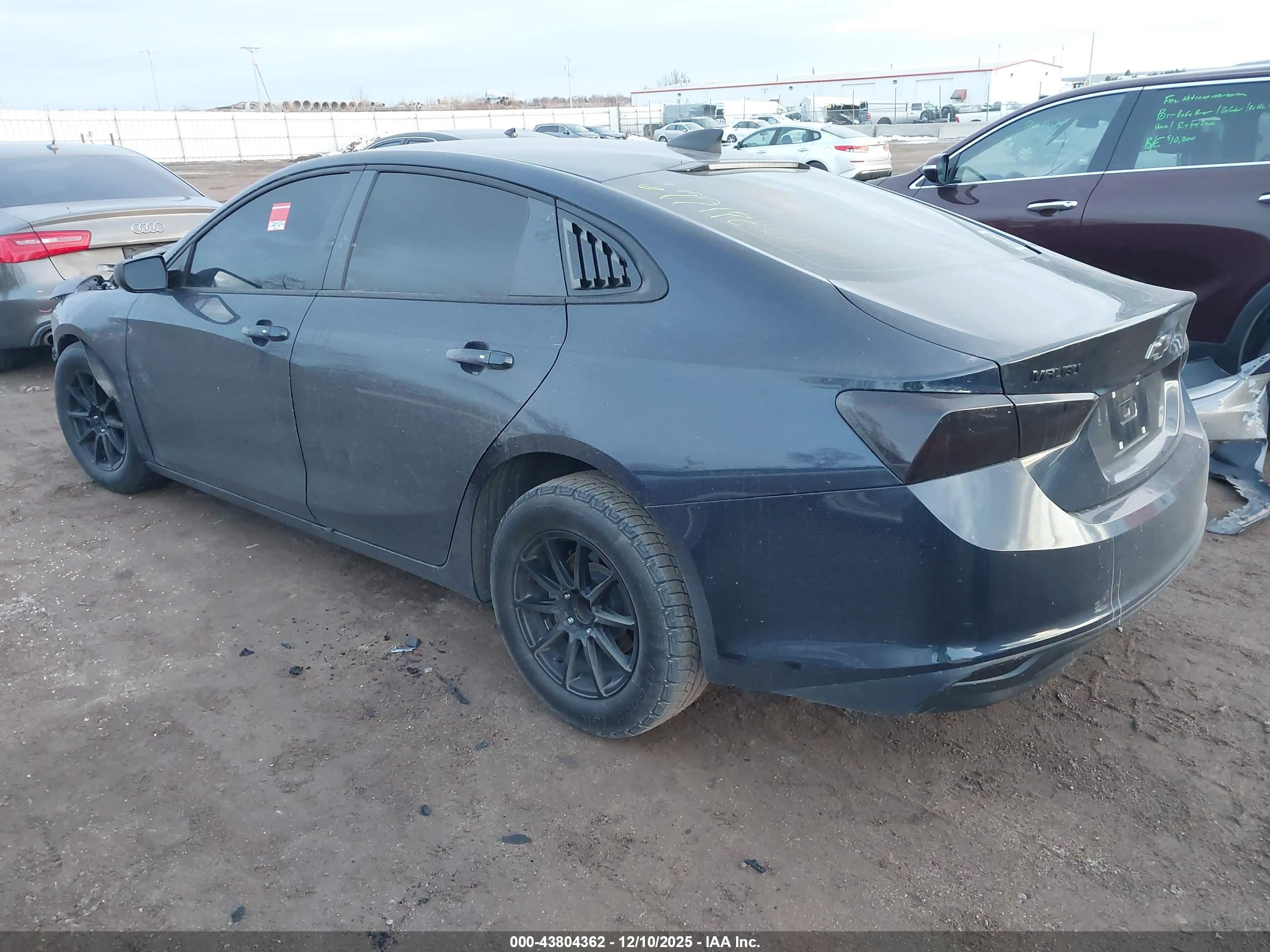 CHEVROLET MALIBU image 3
