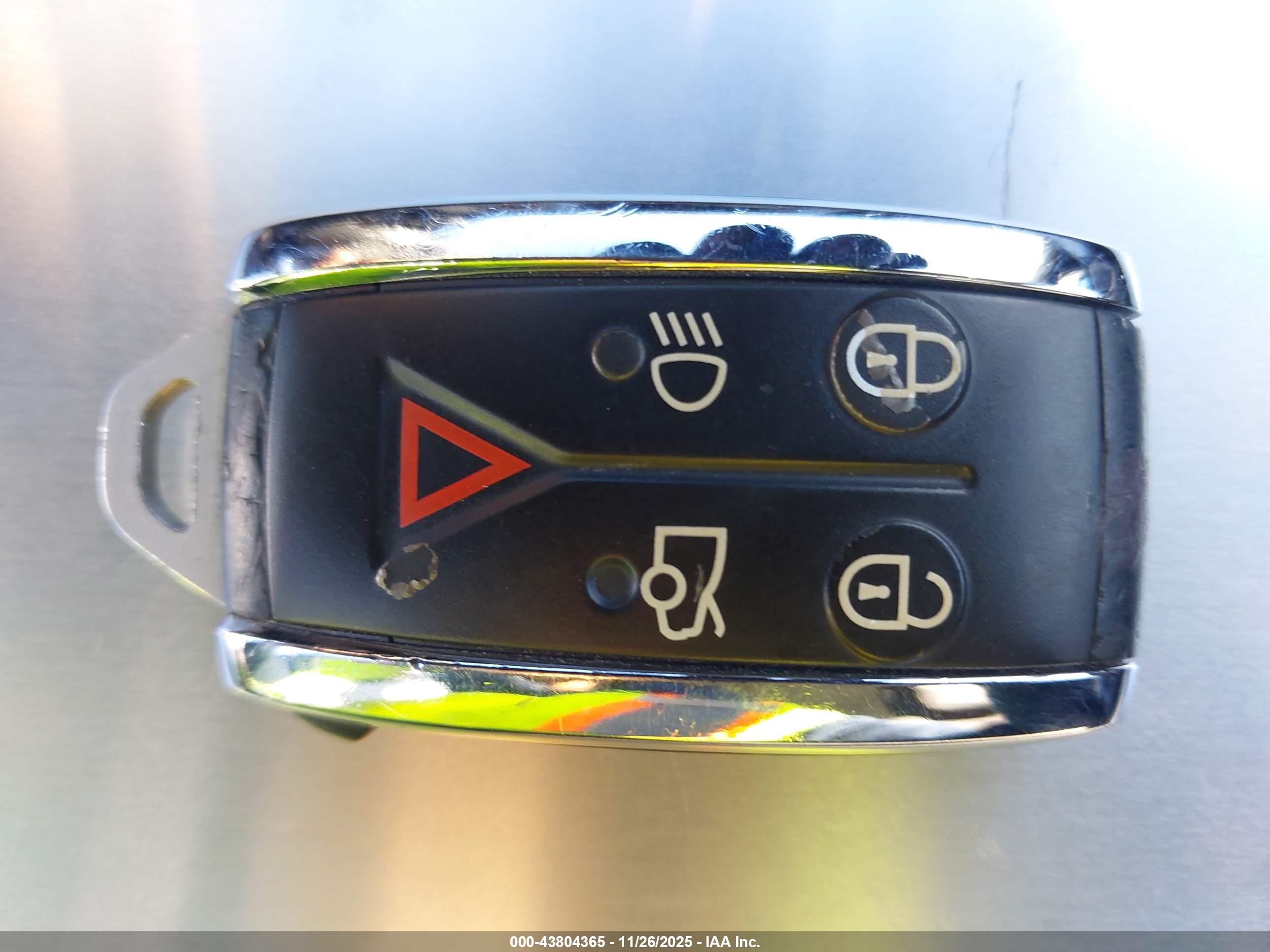JAGUAR XF image 11