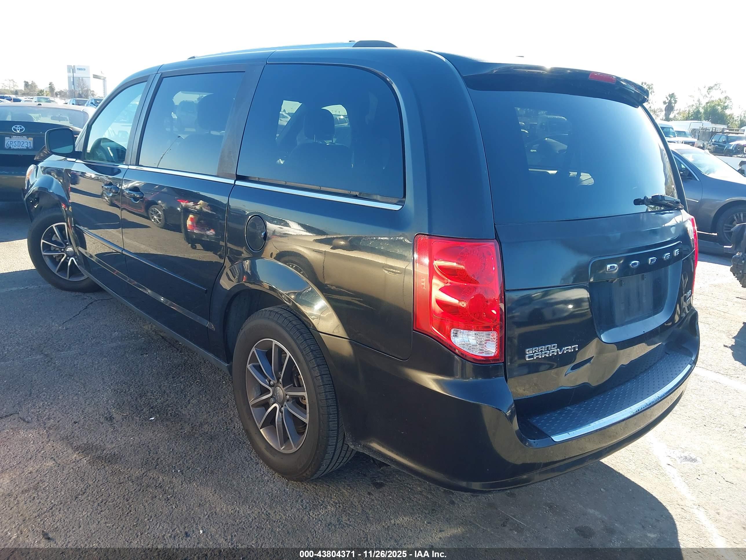 DODGE GRAND image 3