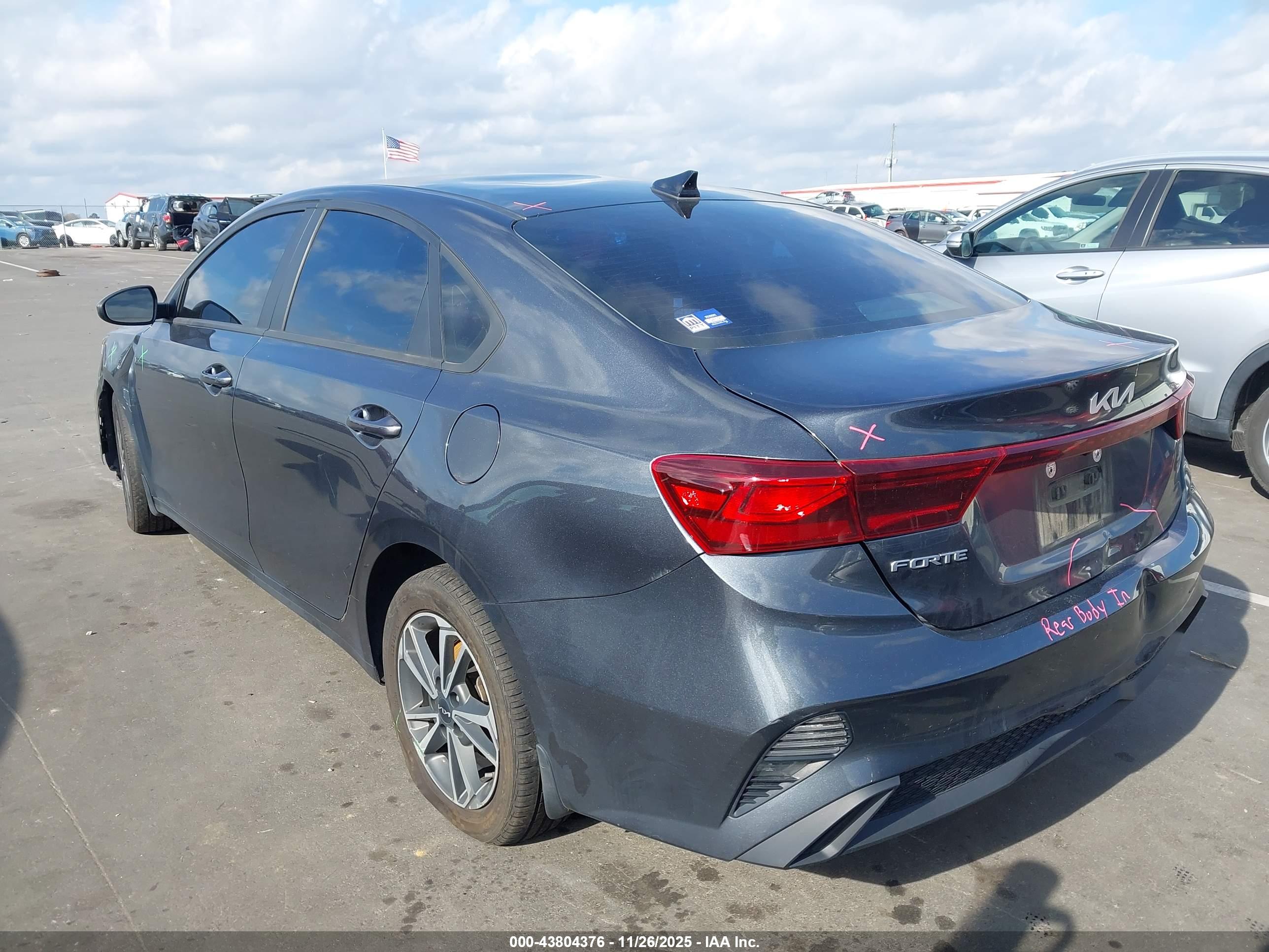 KIA FORTE image 3