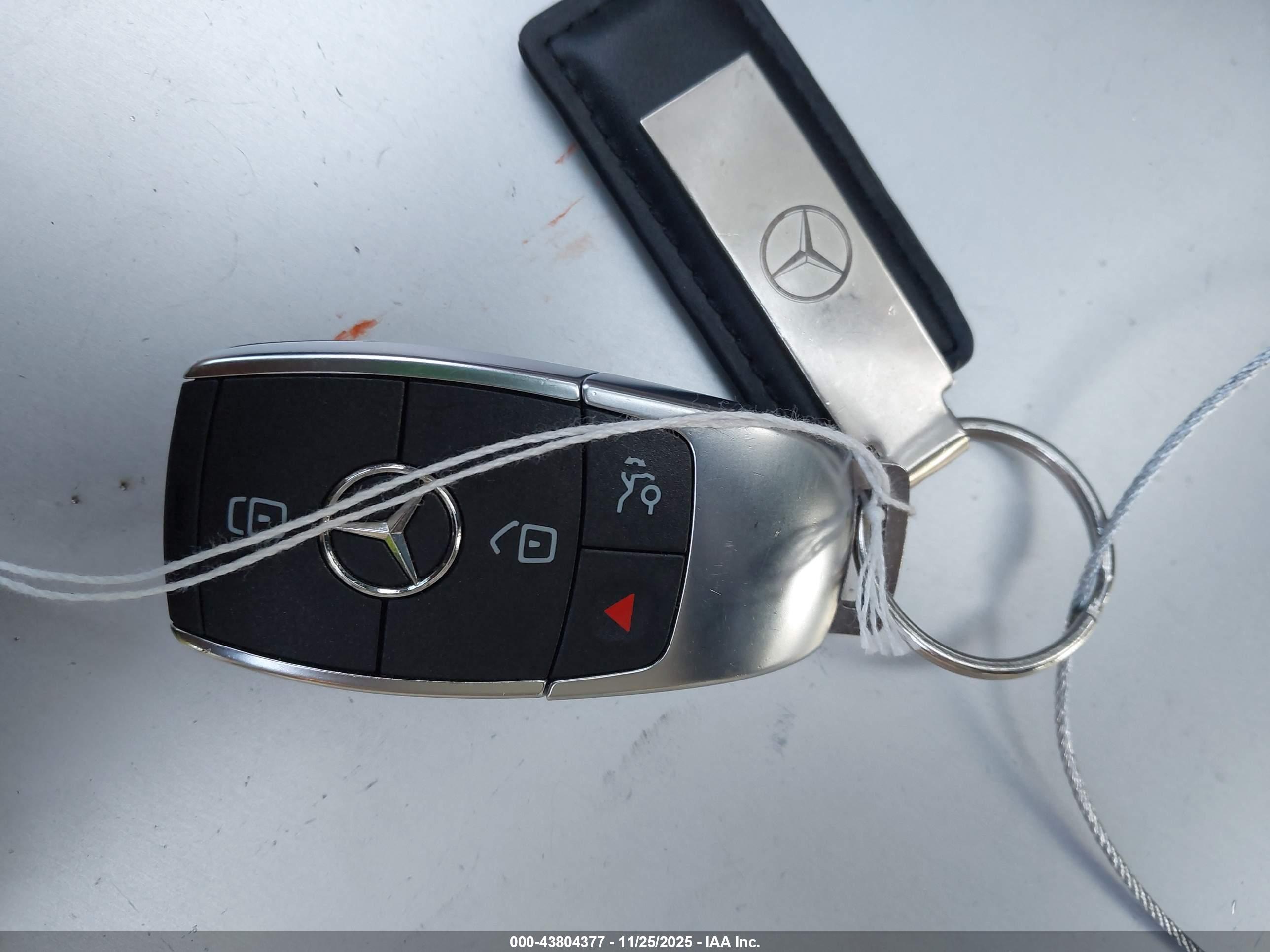 MERCEDES-BENZ GLE image 11
