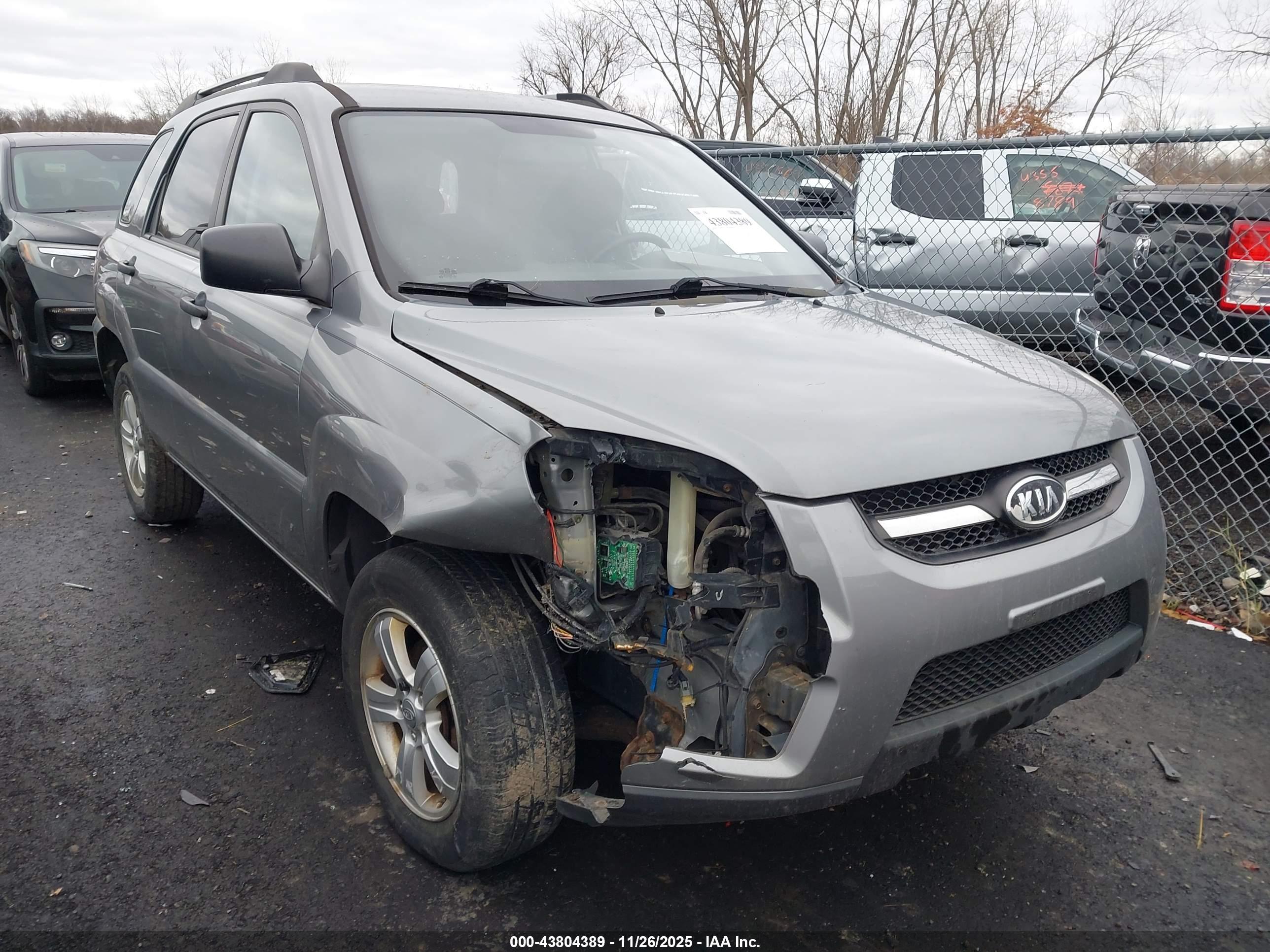 KIA SPORTAGE image 6