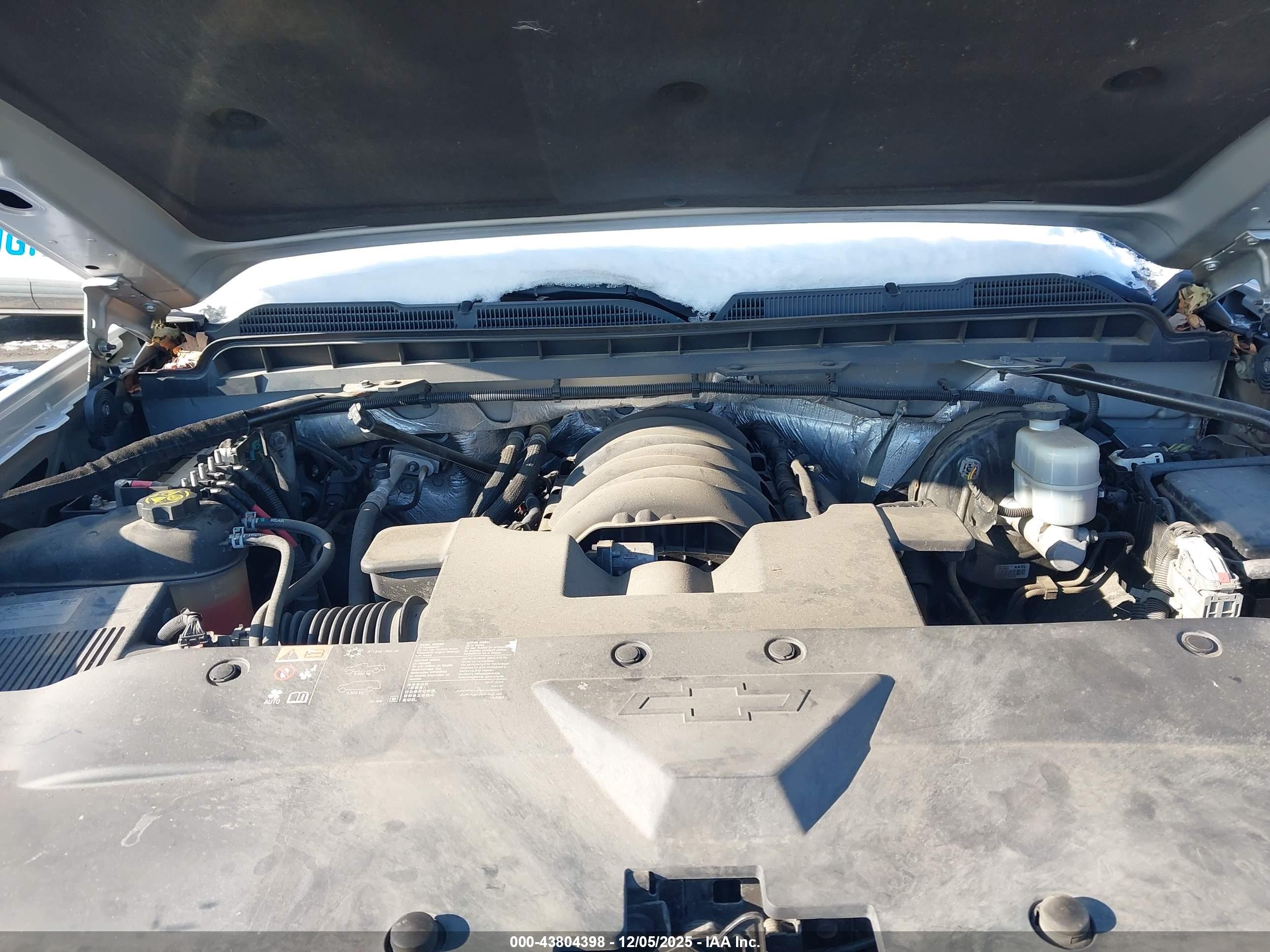 CHEVROLET SILVERADO image 10