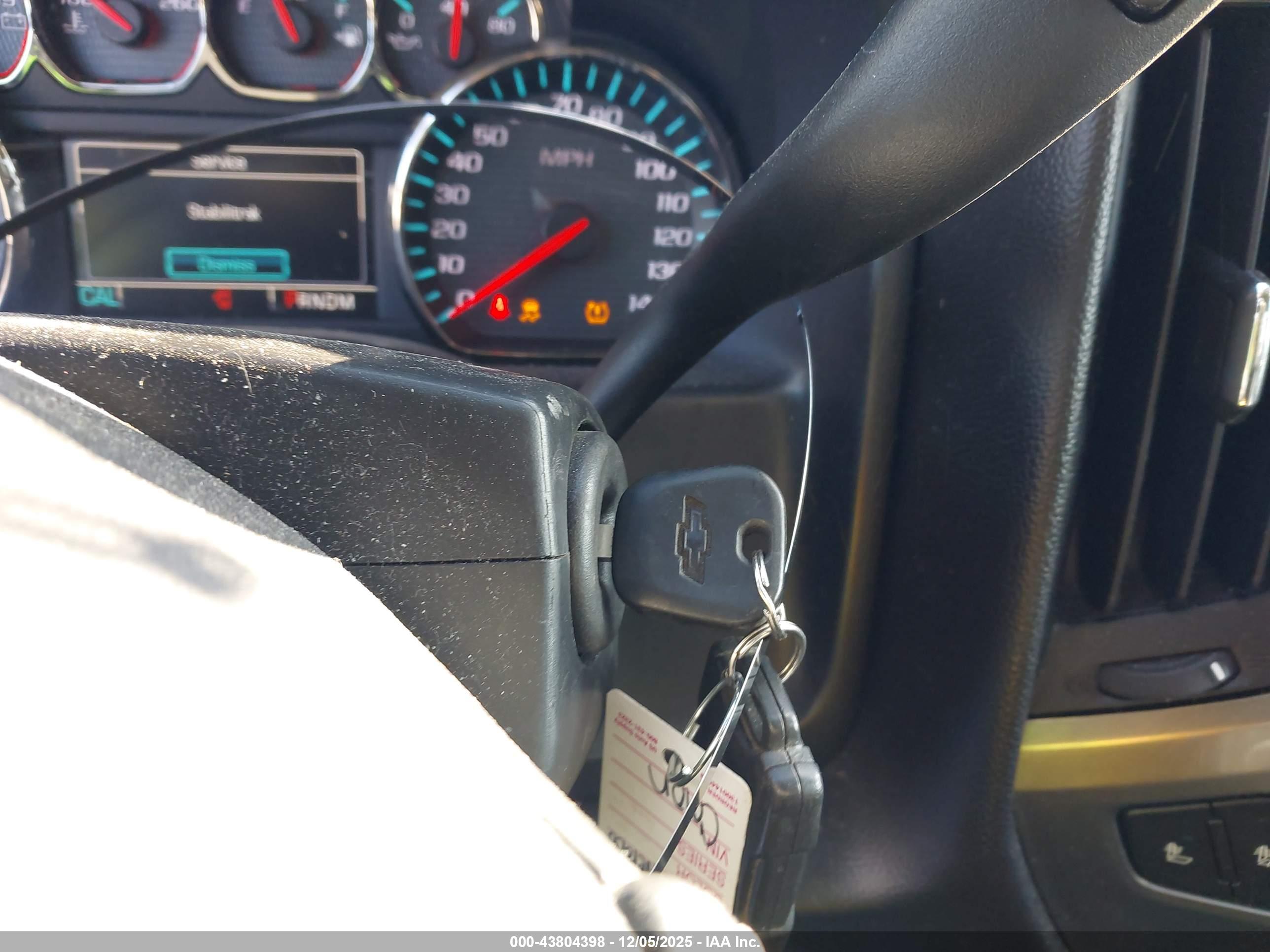 CHEVROLET SILVERADO image 11