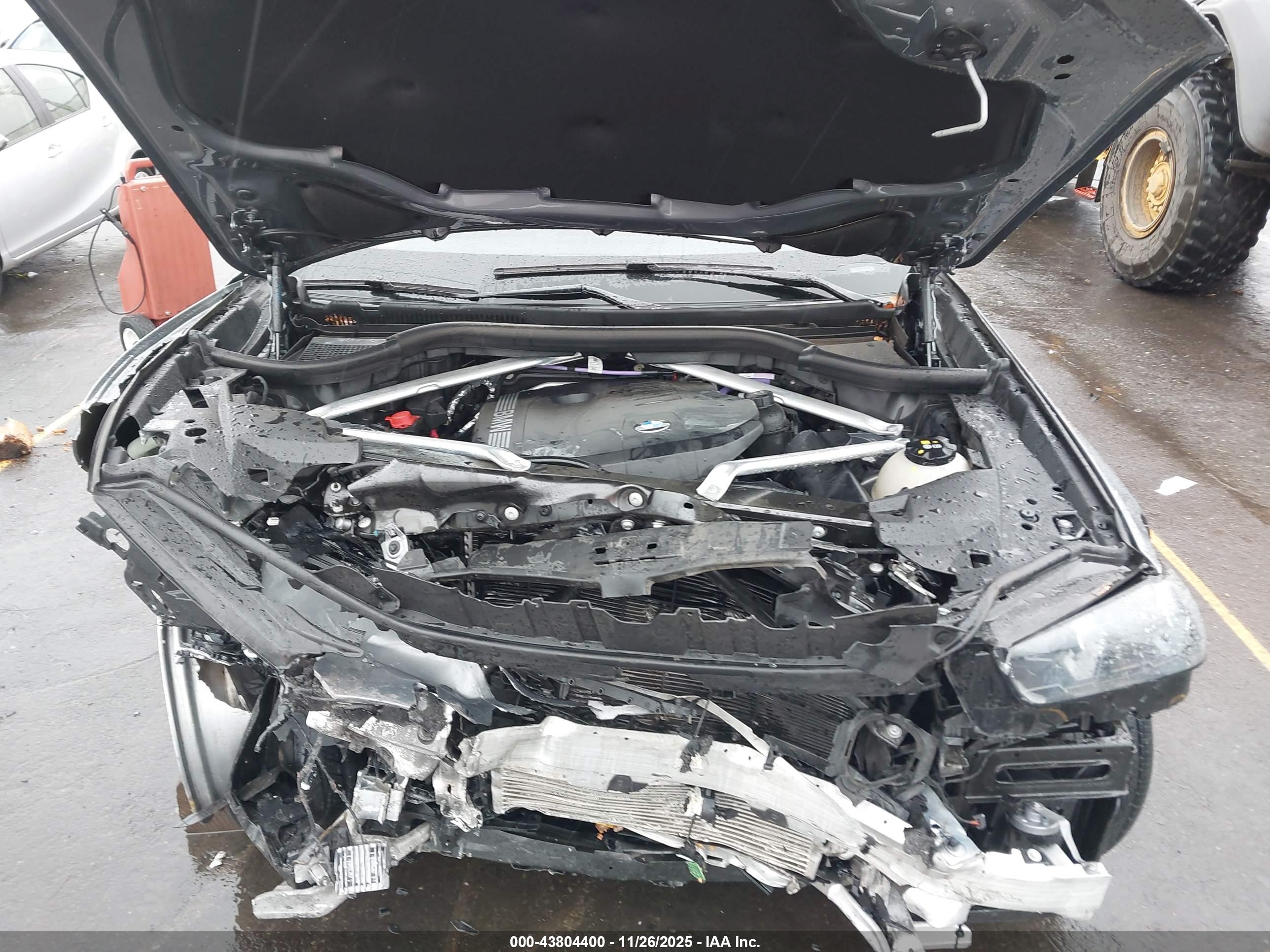 BMW X5 image 10
