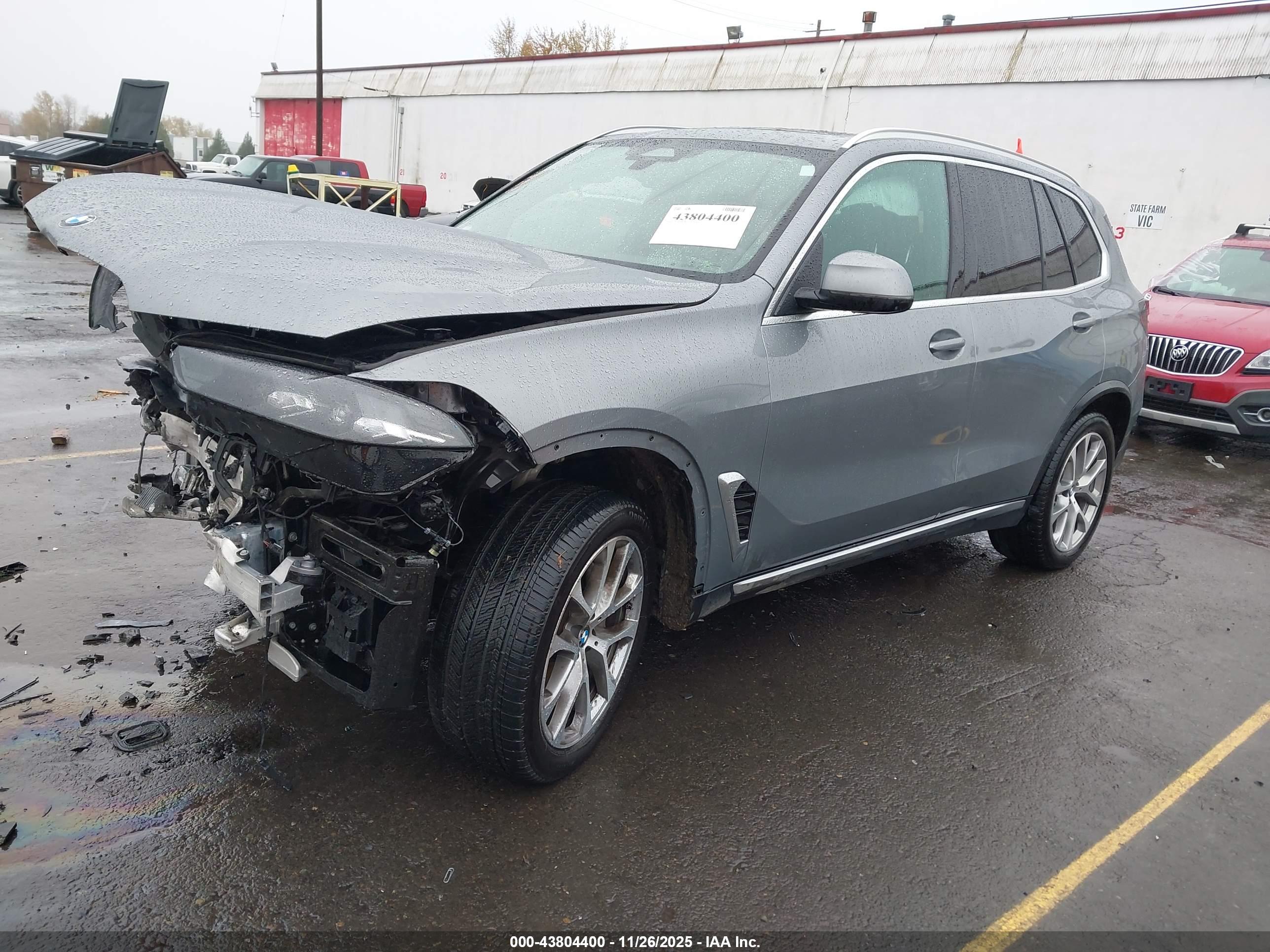 BMW X5 image 2