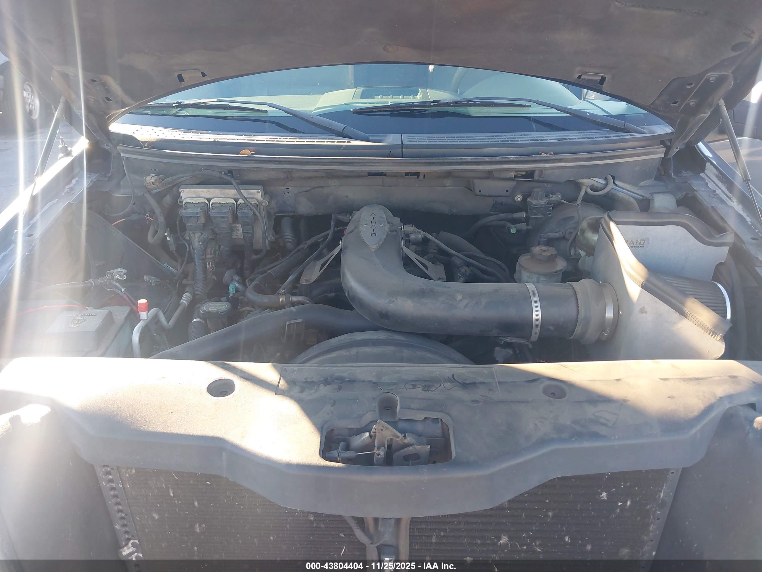 FORD F-150 image 10