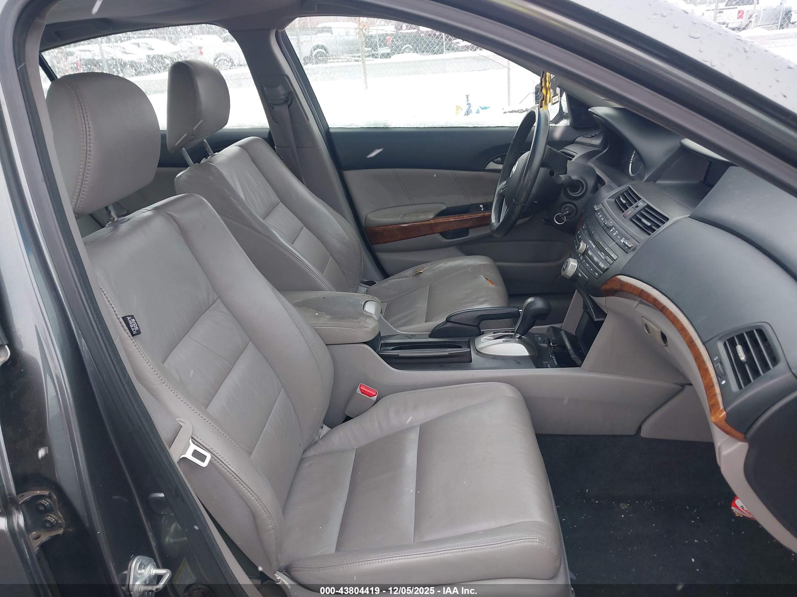HONDA ACCORD image 5