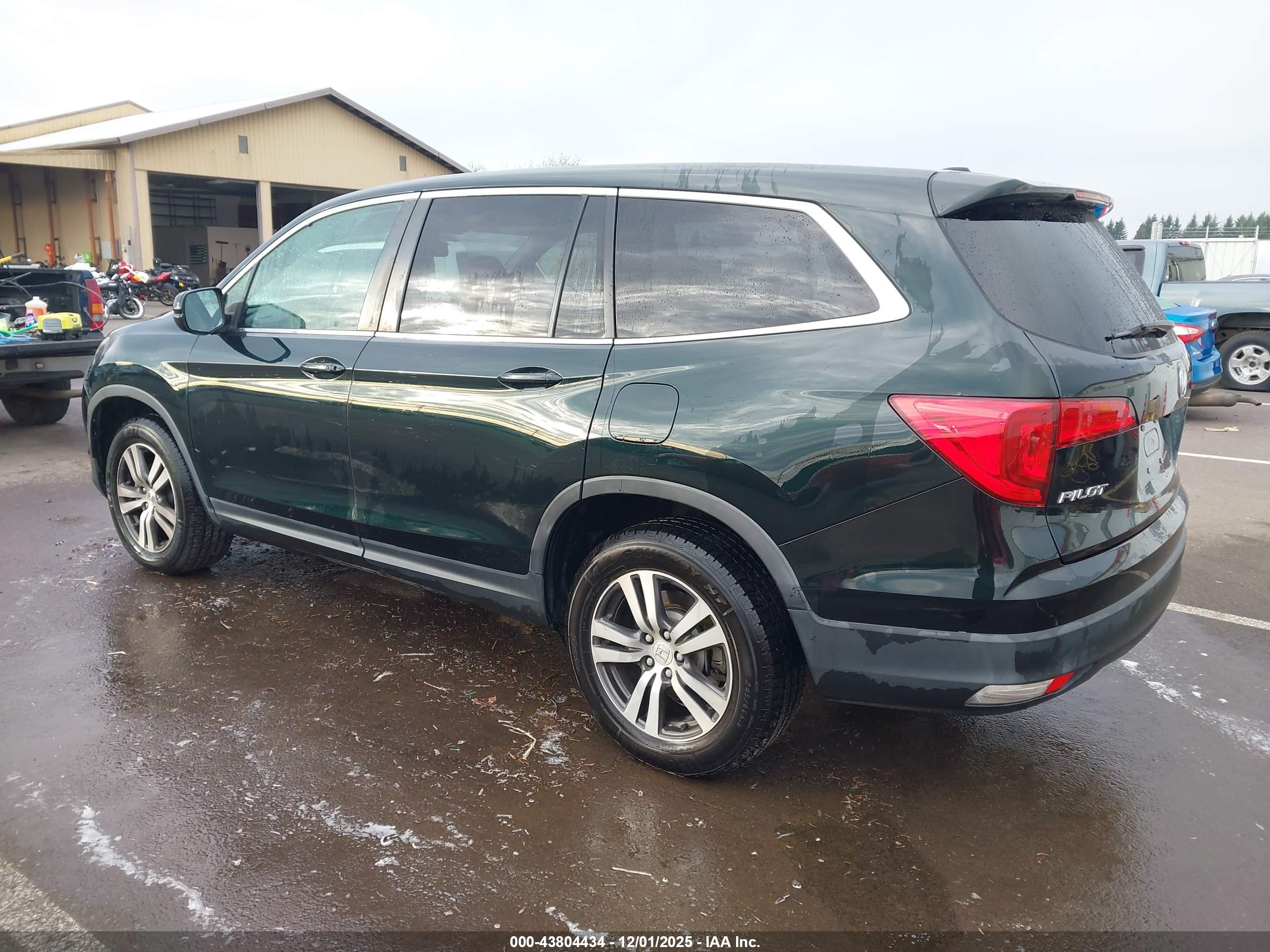 HONDA PILOT image 3
