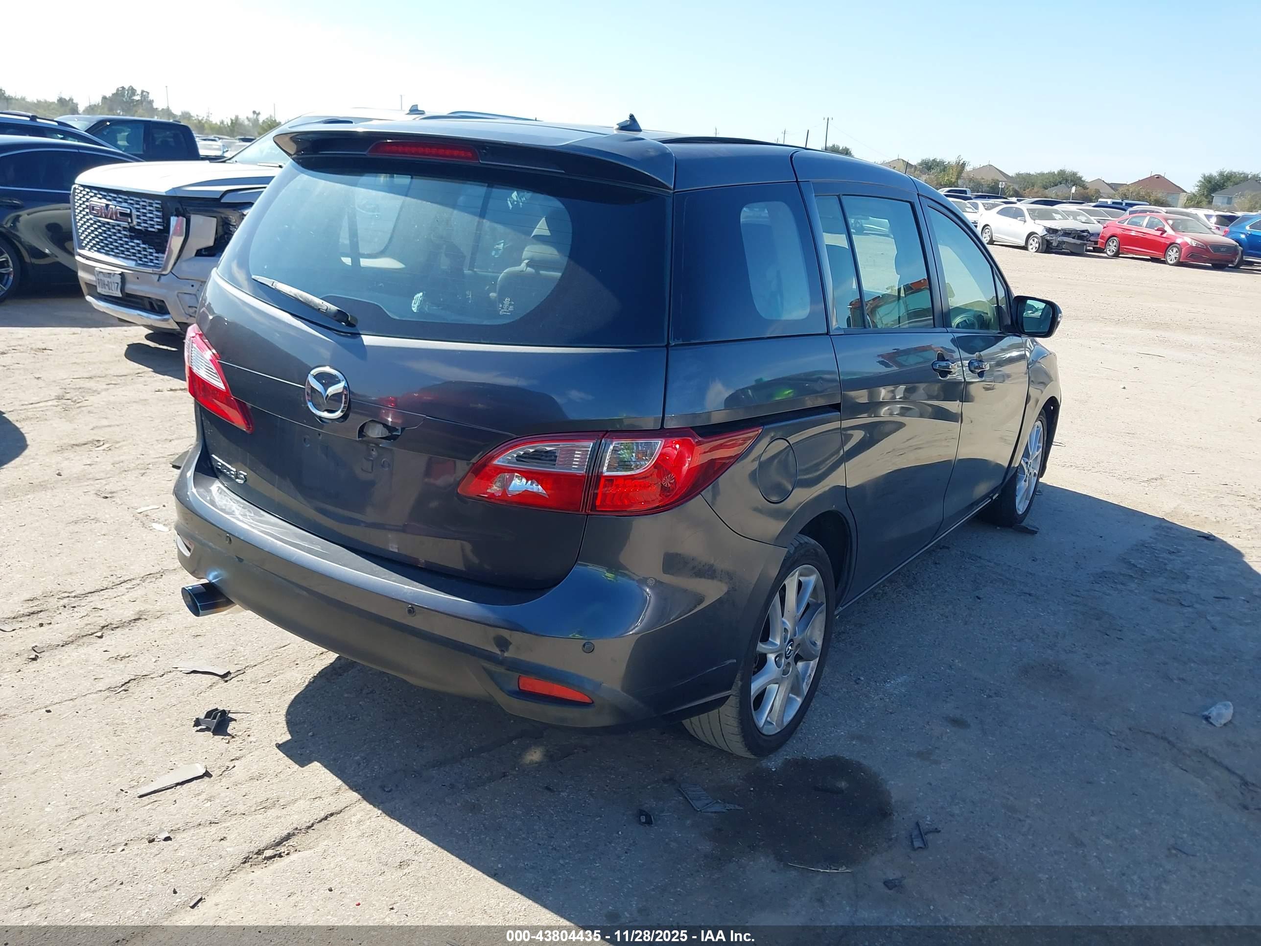 MAZDA MAZDA5 image 4